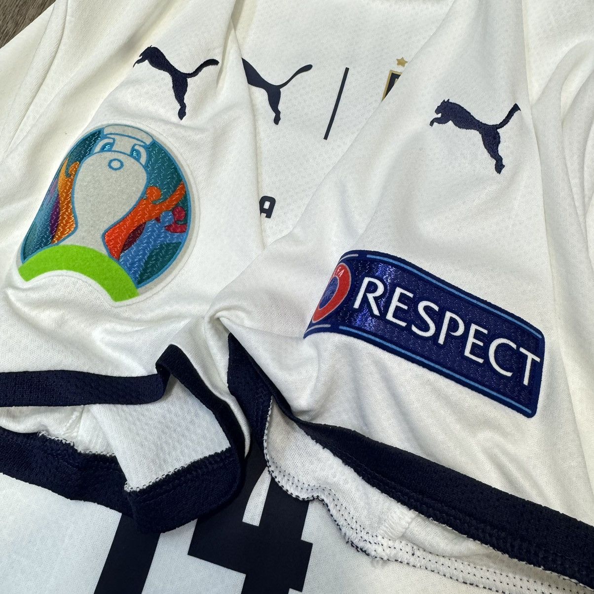 Puma Italy 20/21 Euro2020 away shirt #14 Chiesa (Bnwt) Size US L / EU 52-54 / 3 - 7 Thumbnail