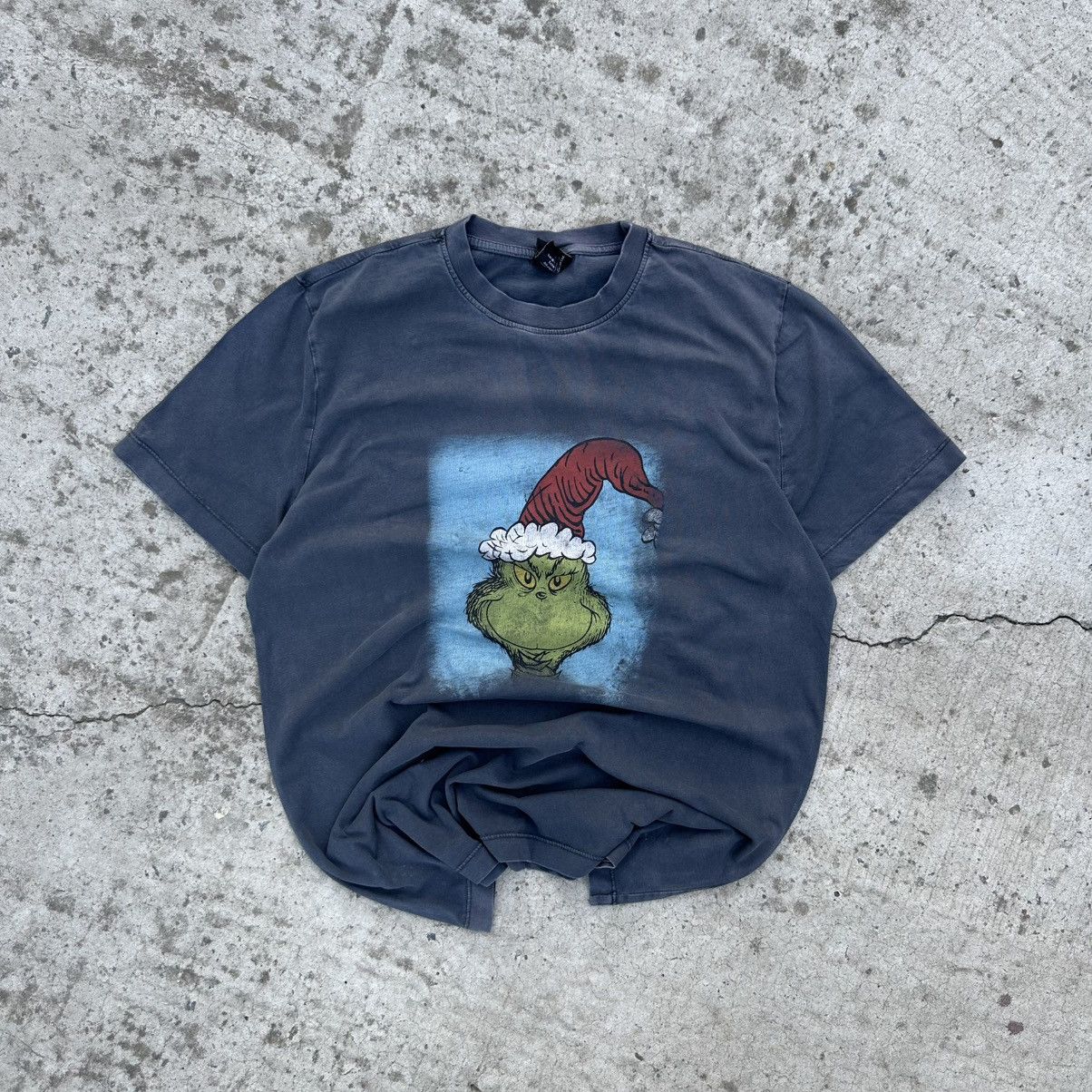 Cartoon Network Vintage Japanese Style Adult The Grinch T-shirts Cartoon Size US L / EU 52-54 / 3 - 1 Thumbnail