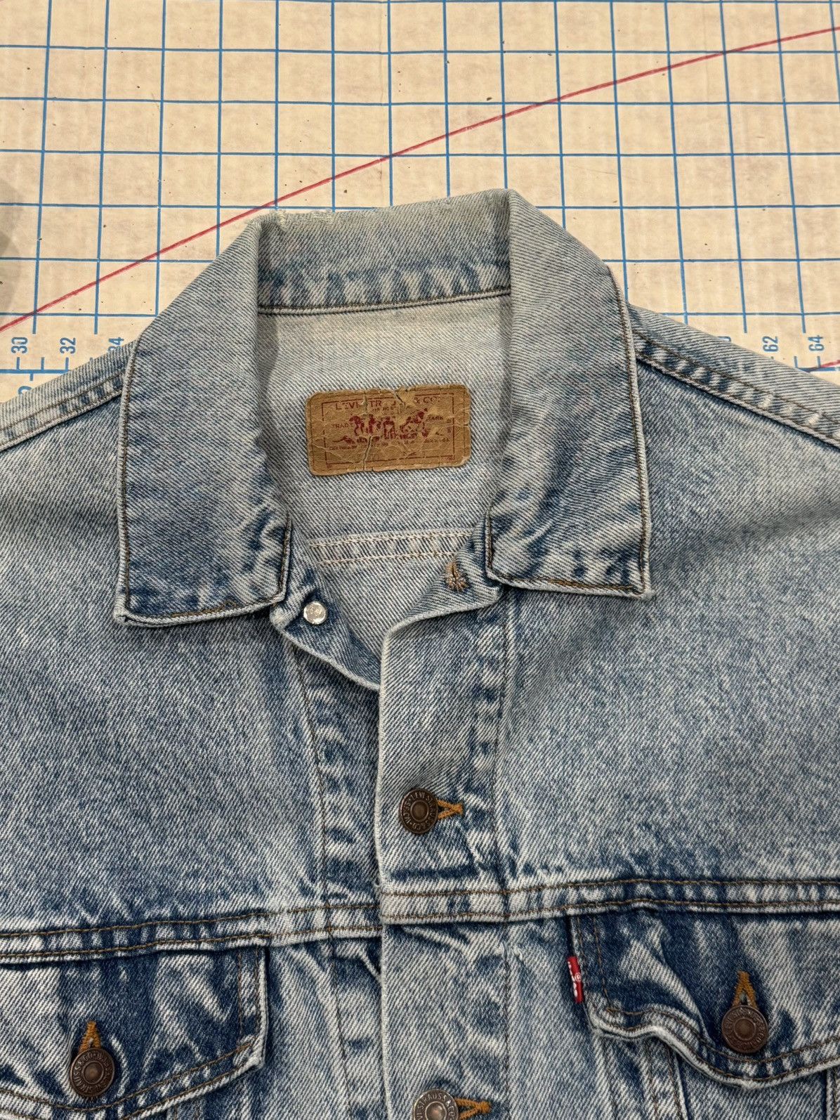 Levi's Vintage Levi’s 70507-0219 Made In USA Denim Jacket Mens Larg Size US L / EU 52-54 / 3 - 4 Thumbnail