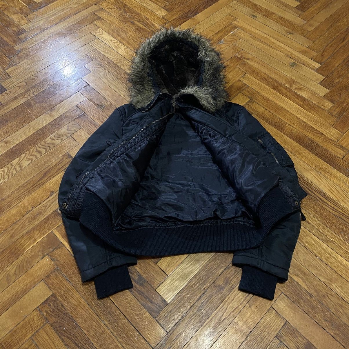 Le Grande Bleu (L.G.B.) Vintage Black Fur Hood Cropped Alaska Bomber Jacket Y2K Size US S / EU 44-46 / 1 - 4 Thumbnail