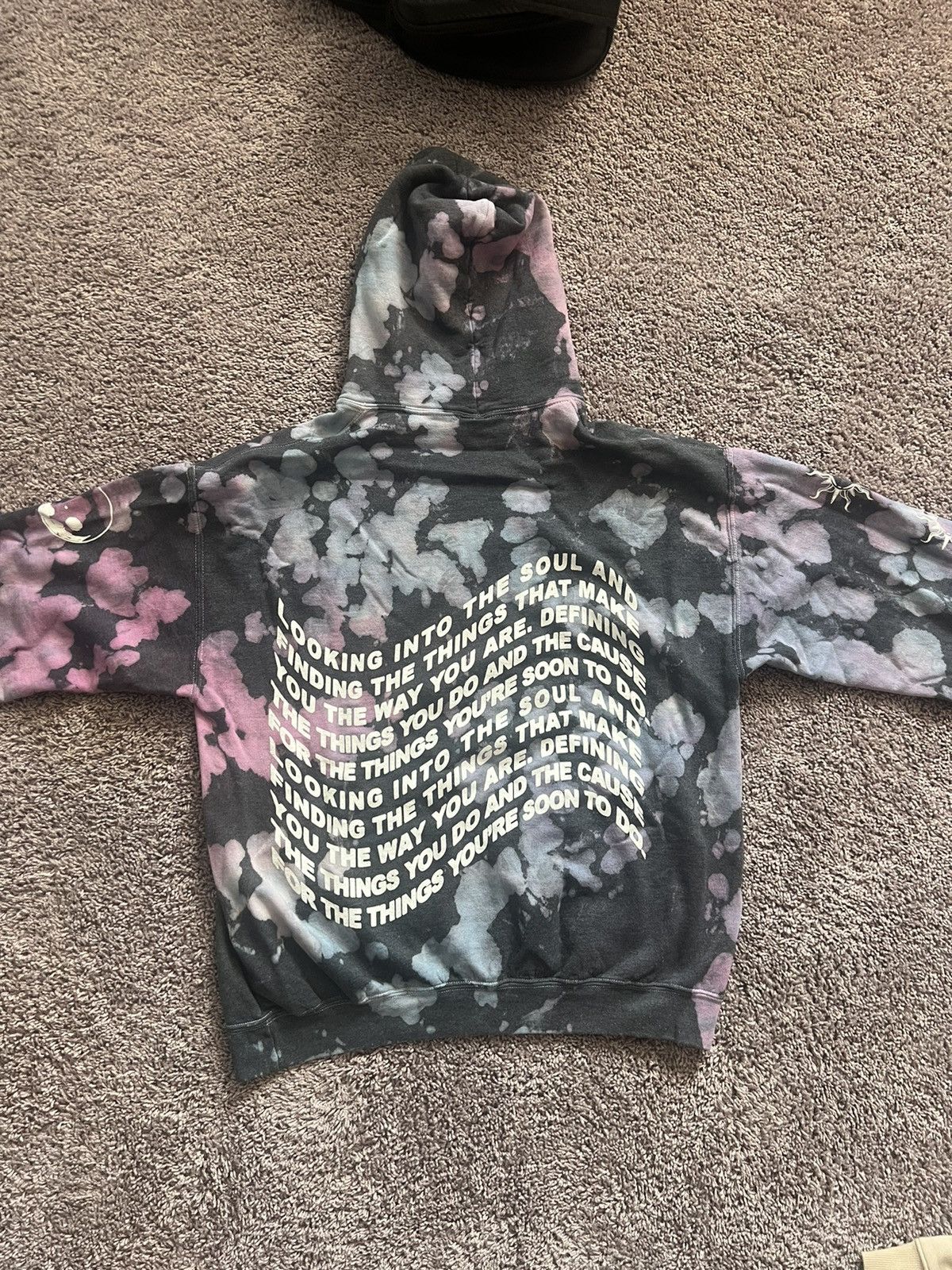 Vintage ‘Looking into the soul’ Hoodie Size US M / EU 48-50 / 2 - 6 Thumbnail