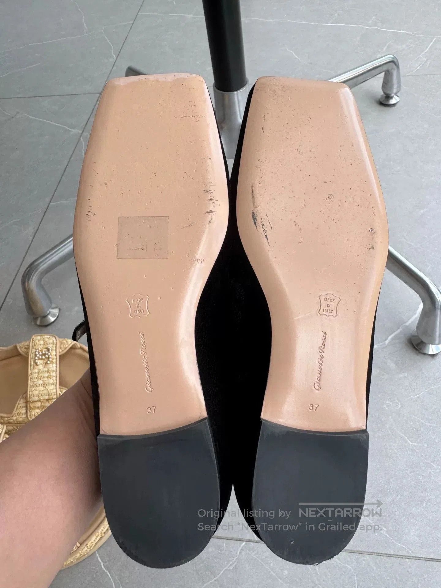 Sergio Rossi Gianvito Rossi Black Velvet Mary Janes. Size US 6 / IT 36 - 7 Thumbnail