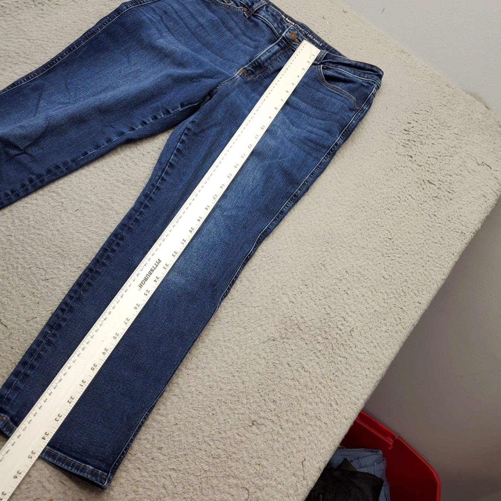 Vintage Chico's DefineMe Ankle Jeans Womens 14R Blue Denim Faded Stretch Straight Leg Jeans Size 36" / US 14 / IT 50 - 4 Thumbnail