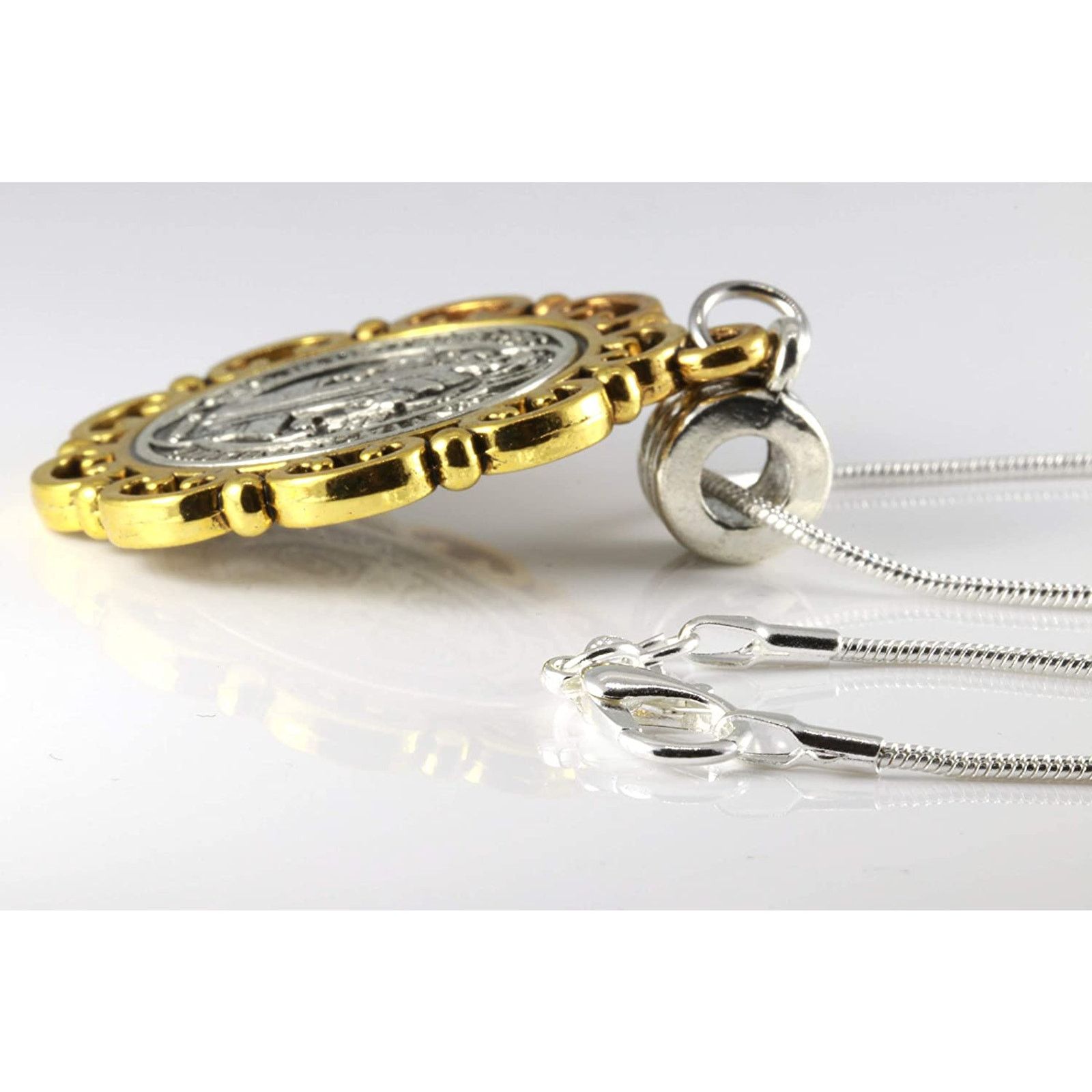 & Other Stories Saint Benedict Necklace Size ONE SIZE - 7 Thumbnail