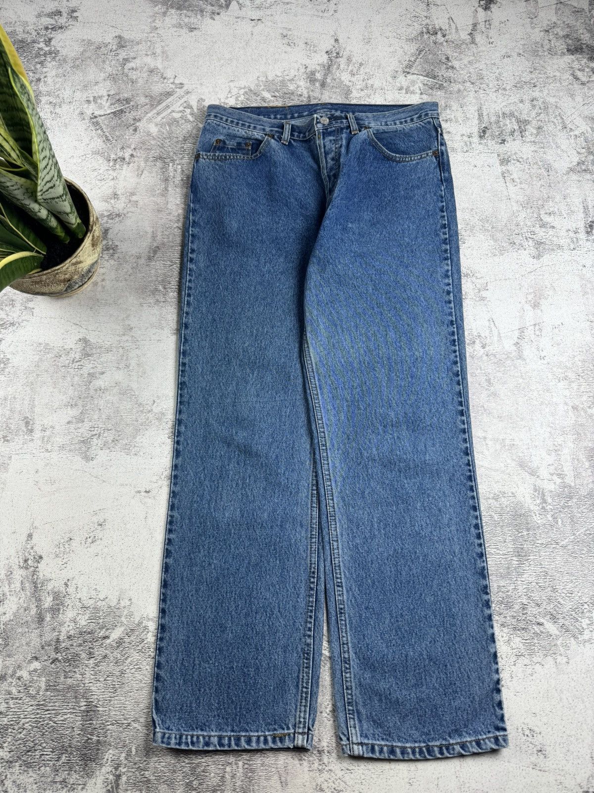 Levi's Levis 501 Original Fit Blue Work Wear Men’s W36 L30 Cotton Jeans Pants Trousers Size US 36 / EU 52 - 12 Thumbnail