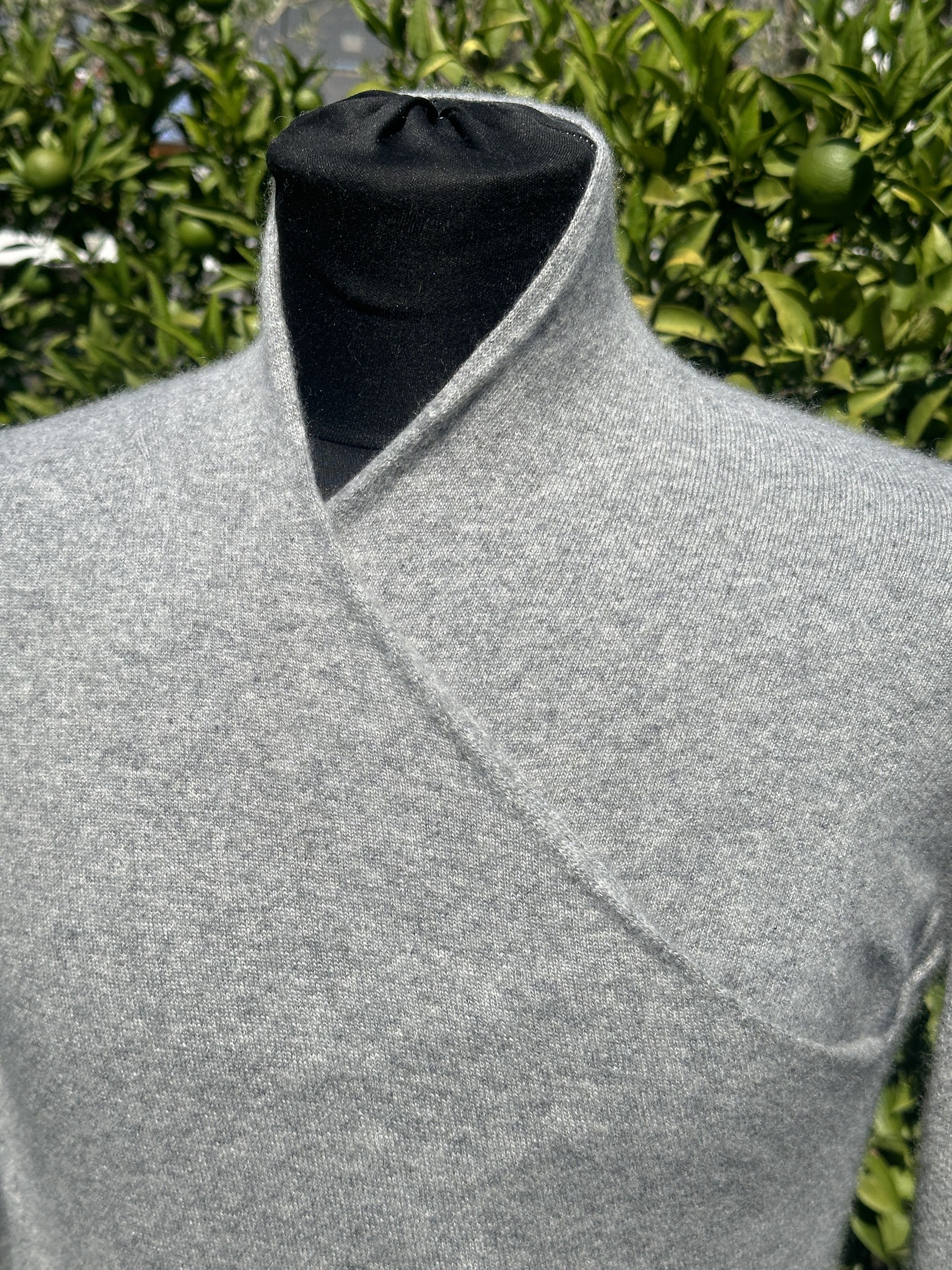 Loro Piana High Neck Wrap Front Loro Piana Slim Pullover Size 40 Xs S Size S / US 4 / IT 40 - 2 Thumbnail