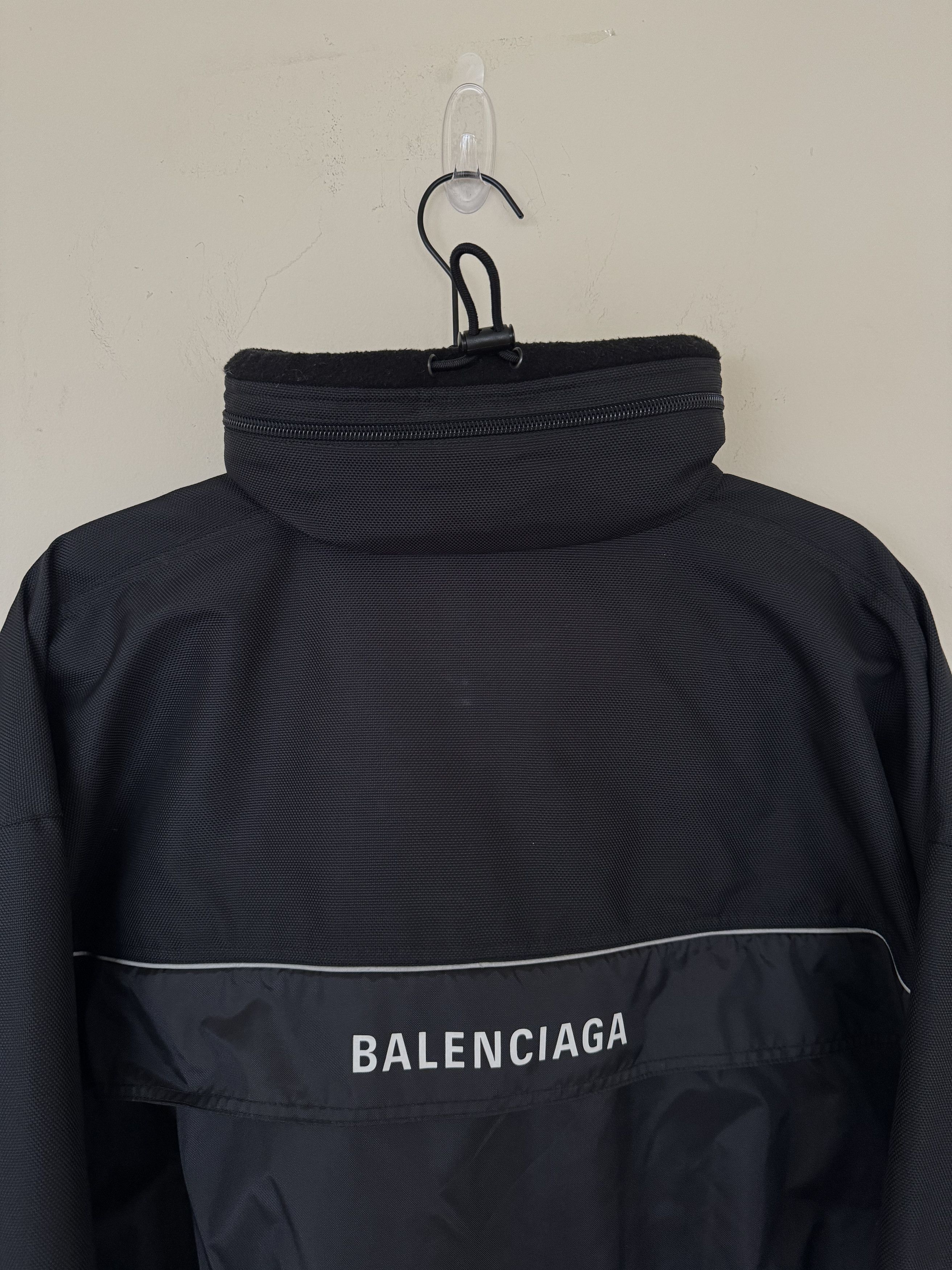 Balenciaga Balenciaga Half Zip Windbreaker Size US XL / EU 56 / 4 - 12 Thumbnail