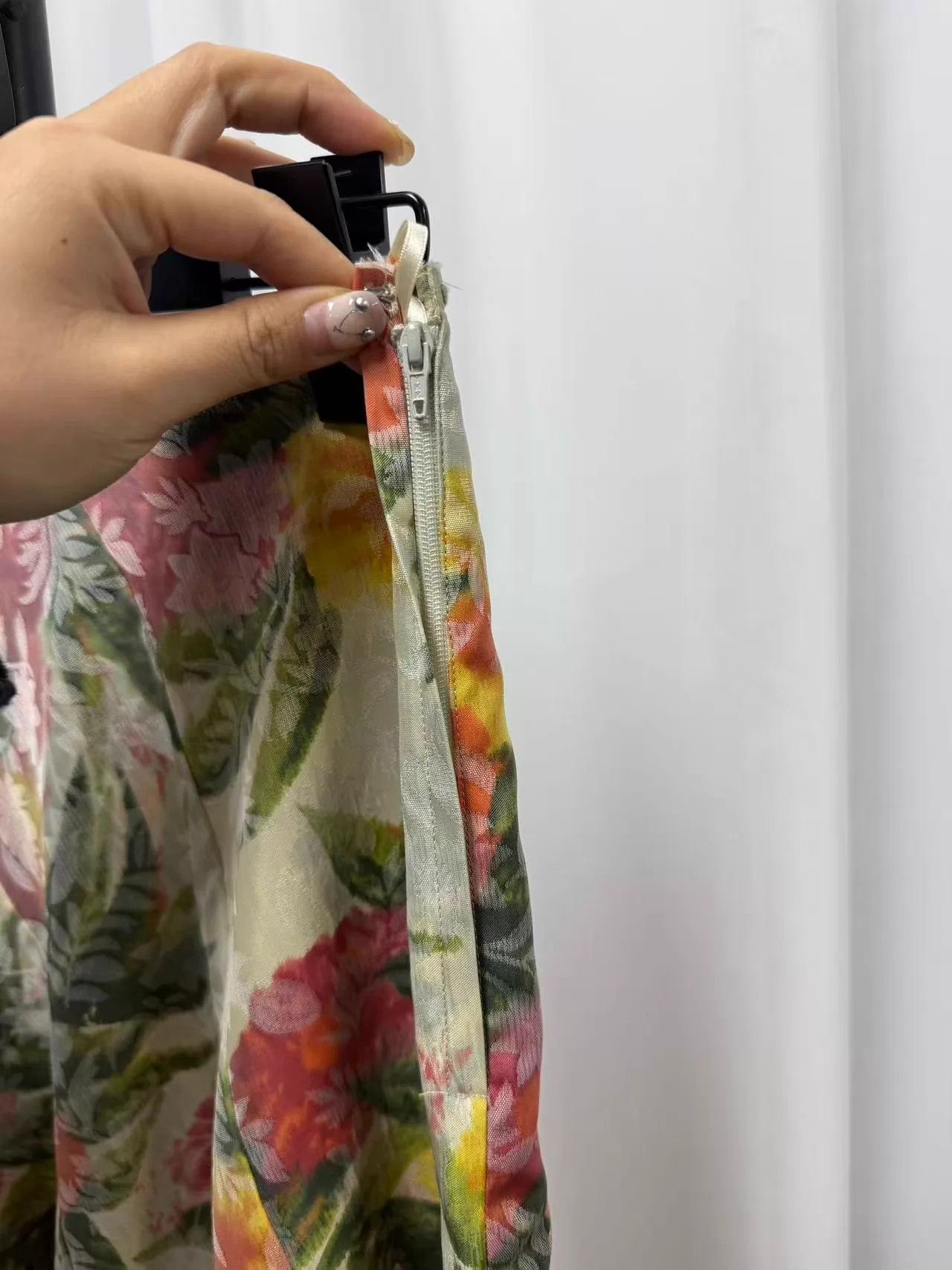 Comme des Garcons COMME des GARÇONS S Floral Patchwork Skirt Size 26" / US 2 / IT 38 - 4 Thumbnail
