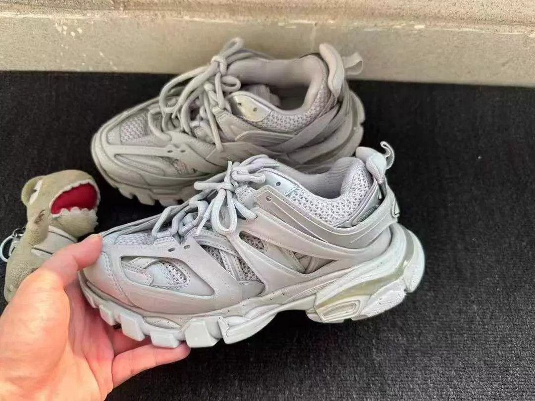 Balenciaga Balenciaga Track 36 1 wear 1500 Size US 5.5 / IT 35.5 - 2 Thumbnail