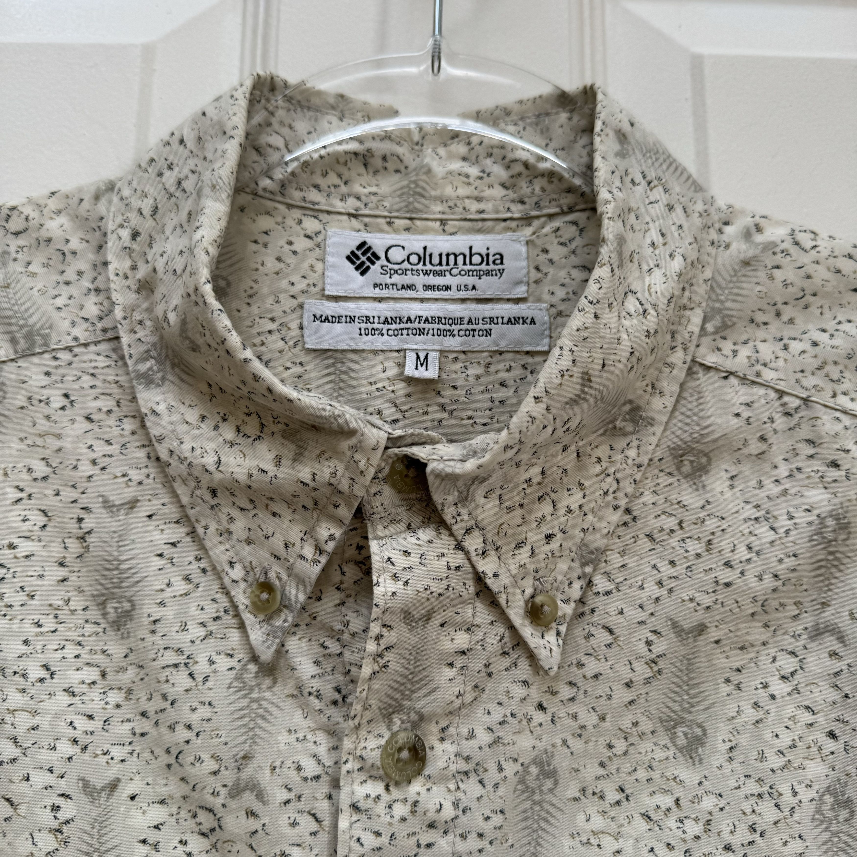 Columbia Vintage Columbia 2001 Button-Down Fish Skeleton Shirt Size US M / EU 48-50 / 2 - 5 Thumbnail