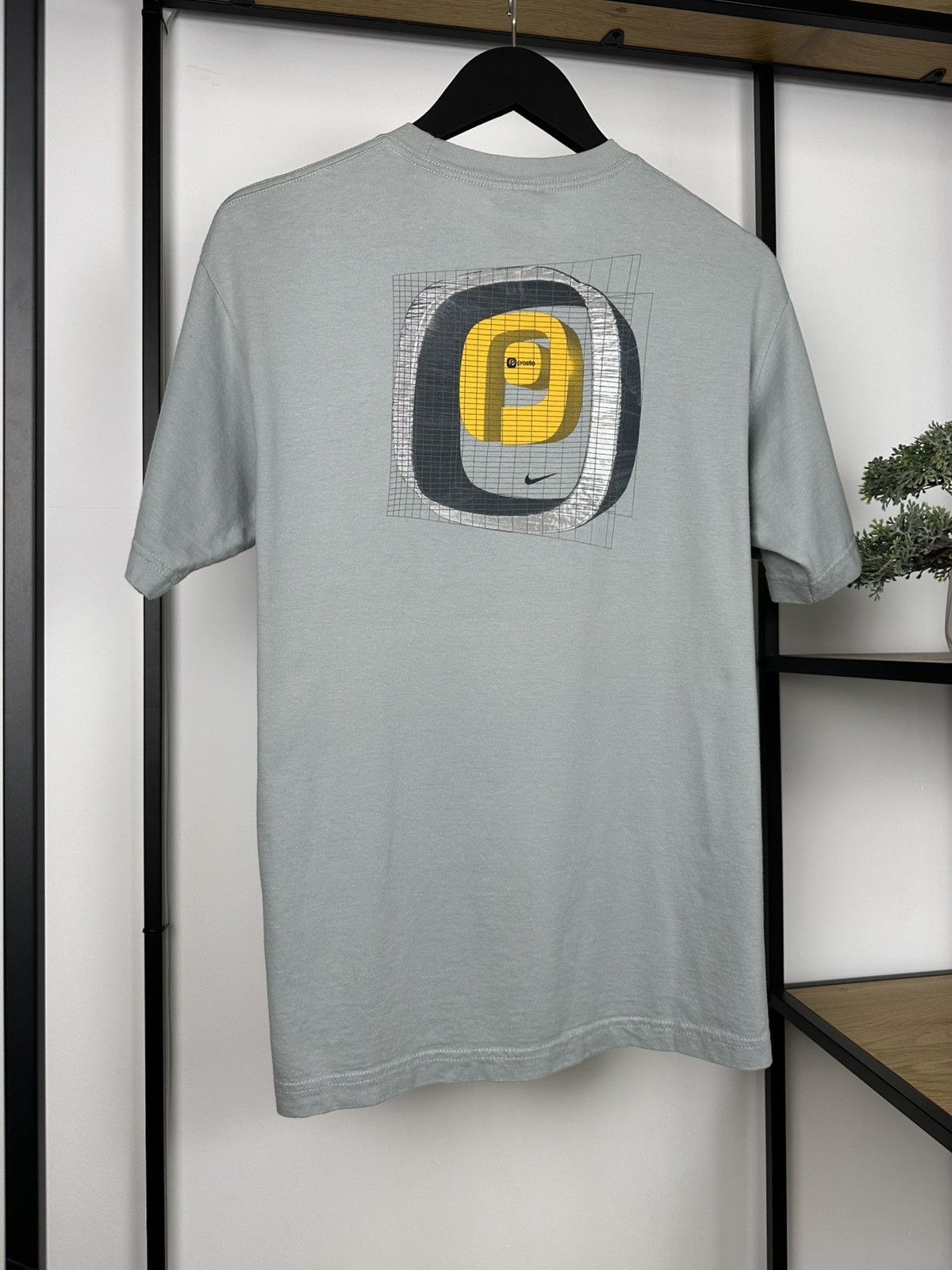 Nike Vintage Nike Presto Centr Swoosh T-Shirt Big Logo Y2K Drill Size US S / EU 44-46 / 1 - 9 Thumbnail