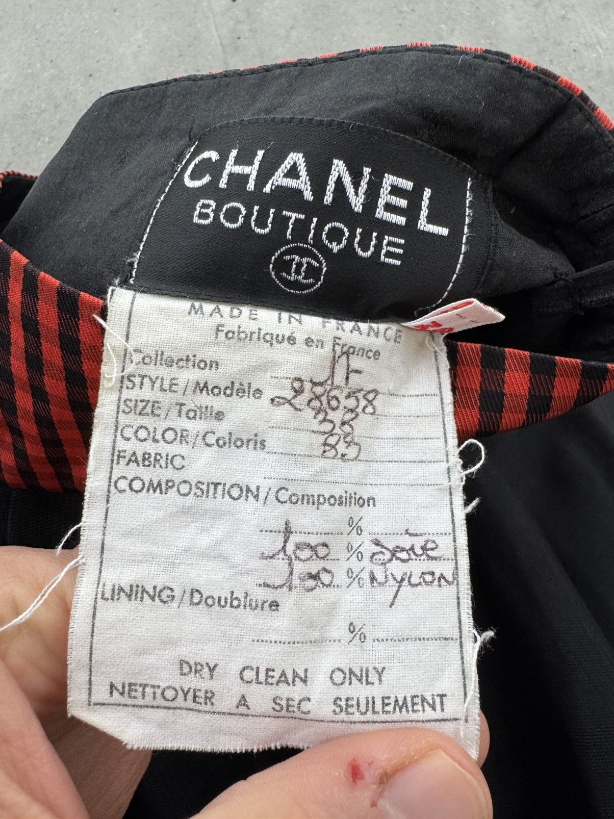 Chanel × Vintage Chanel Boutique Rare Vintage 80s Medi Skirt Size 27" / US 4 / IT 40 - 2 Thumbnail
