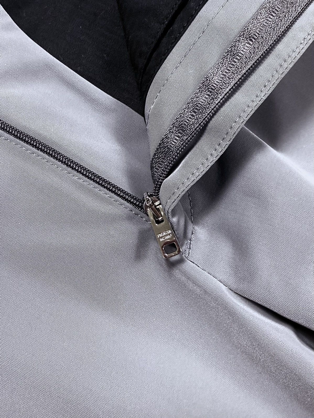 Prada Prada Nylon Slim Fit Trousers Size US 30 / EU 46 - 6 Thumbnail