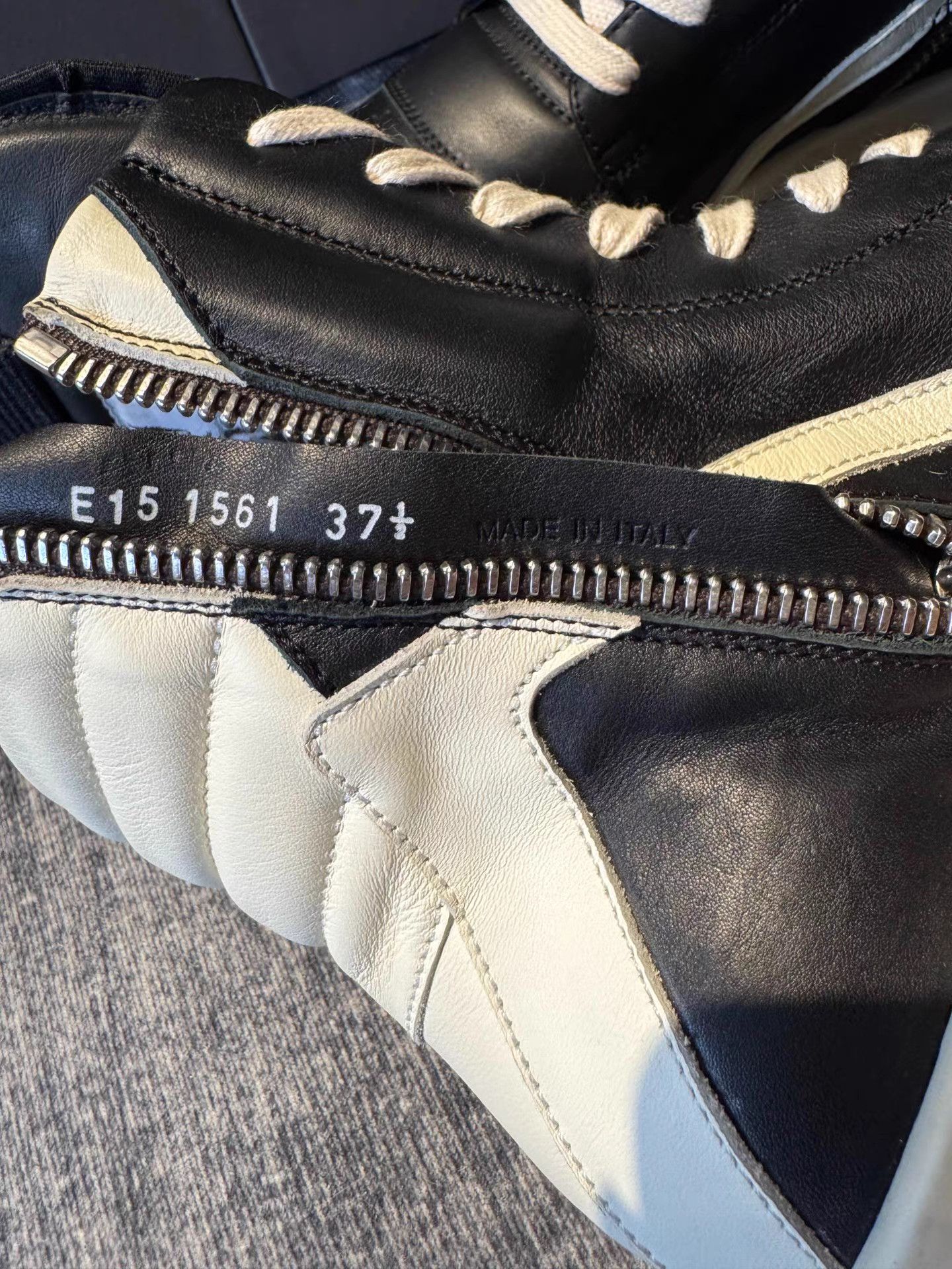 Rick Owens Rick Owens Mainline Triangle Sneakers Size US 7.5 / IT 37.5 - 8 Thumbnail
