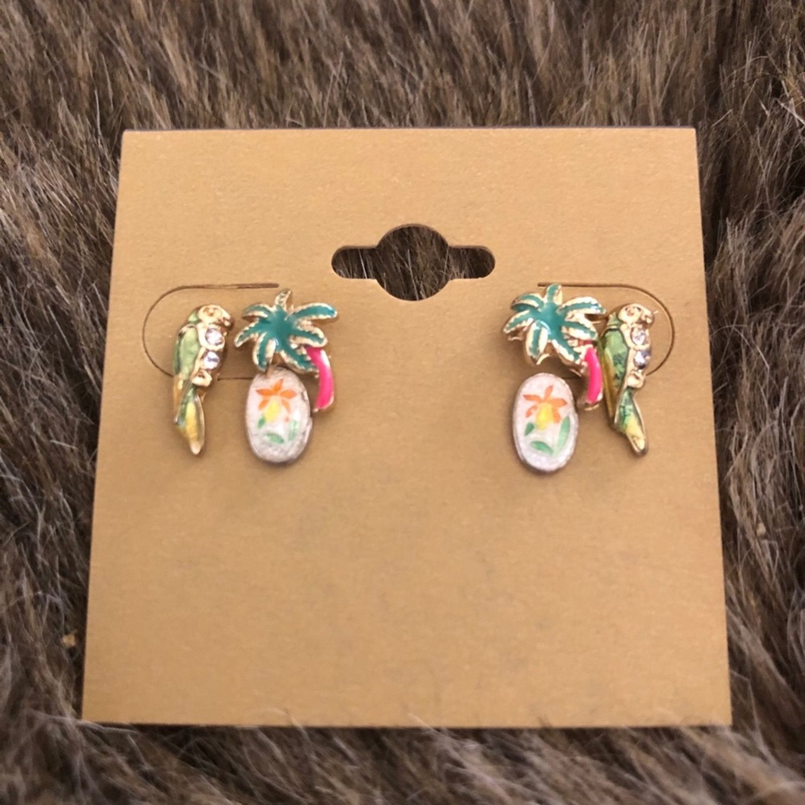 Vintage Vintage set of three tropical theme pierced earrings Size ONE SIZE - 2 Thumbnail