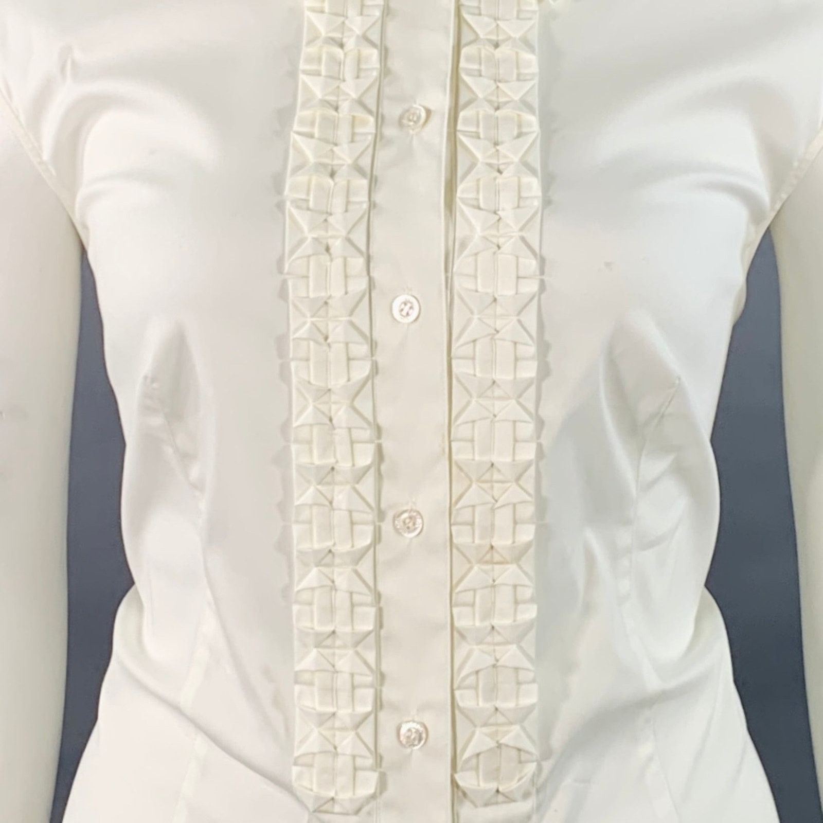 Escada ESCADA Size XL Cream Cotton Blend Pleated Sleeveless Shirt Size XL / US 12-14 / IT 48-50 - 2 Thumbnail