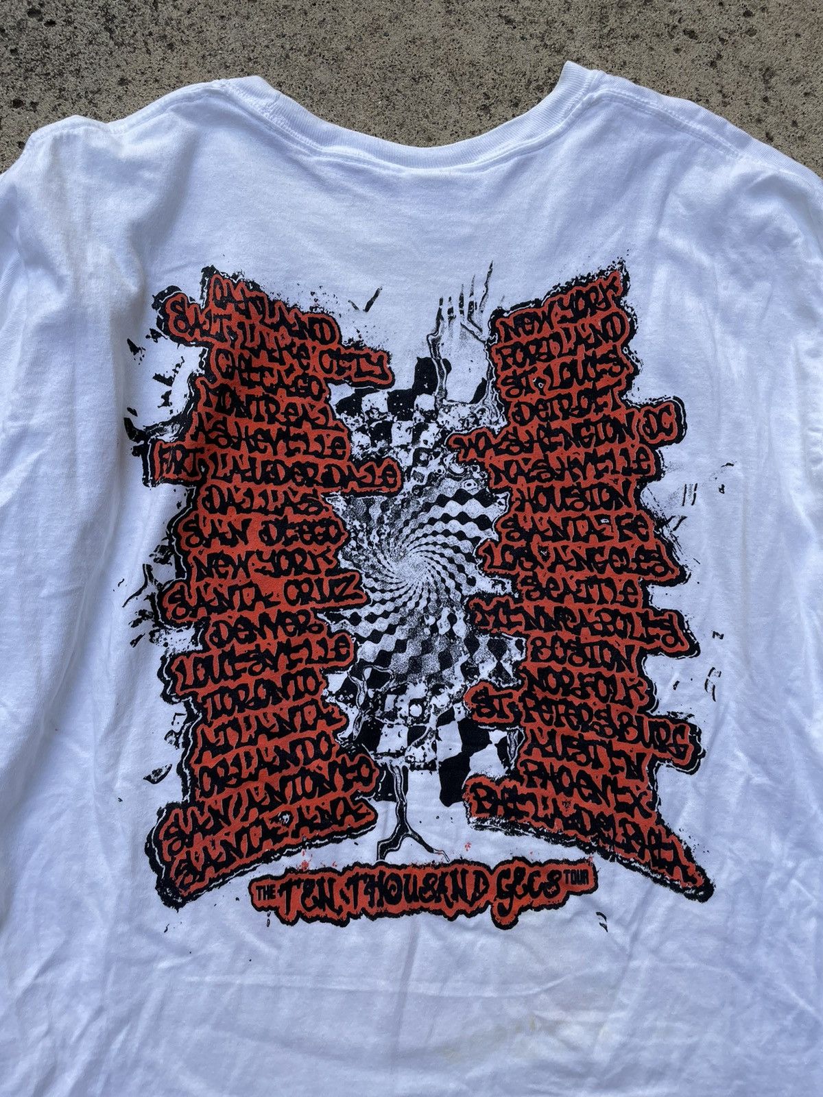 Vintage 100 gecs 10,000 gecs tour shirt Size US L / EU 52-54 / 3 - 5 Thumbnail