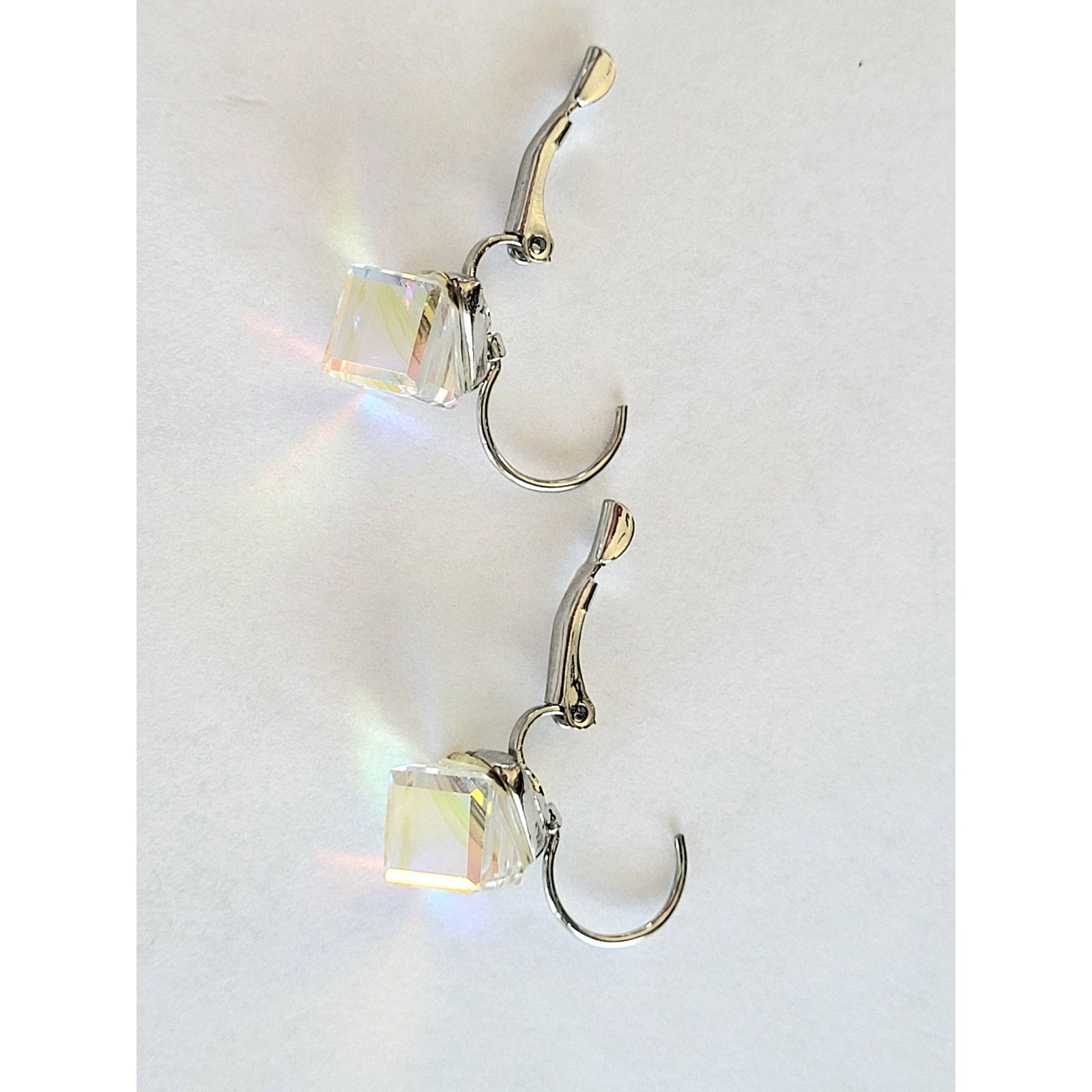 Other Aurora Borealis Crystal Pierced Earrings Size ONE SIZE - 6 Thumbnail