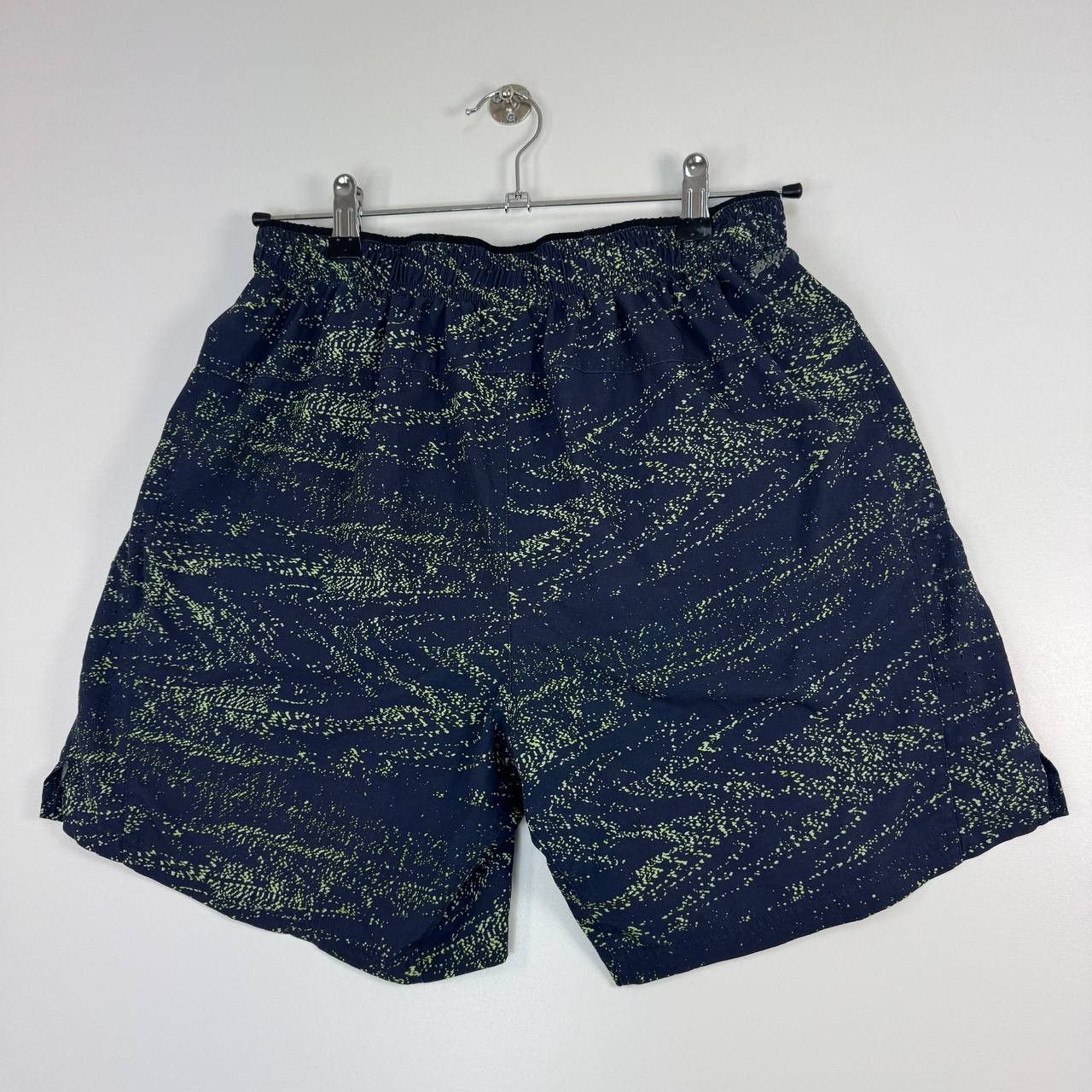 New Balance New Balance Running Shorts Blue Patterned Mens Size M Size US 34 / EU 50 - 5 Thumbnail