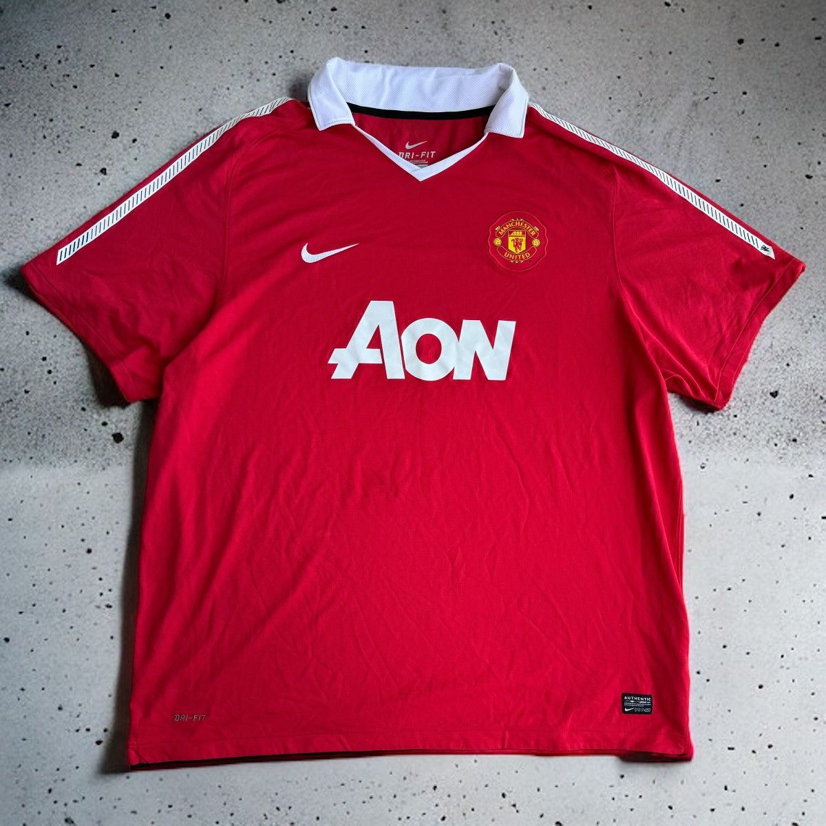 Nike × Vintage MANCHESTER UNITED 2010-11 HOME KIT NIKE RED JERSEY SOCCER Size US XXL / EU 58 / 5 - 2 Thumbnail