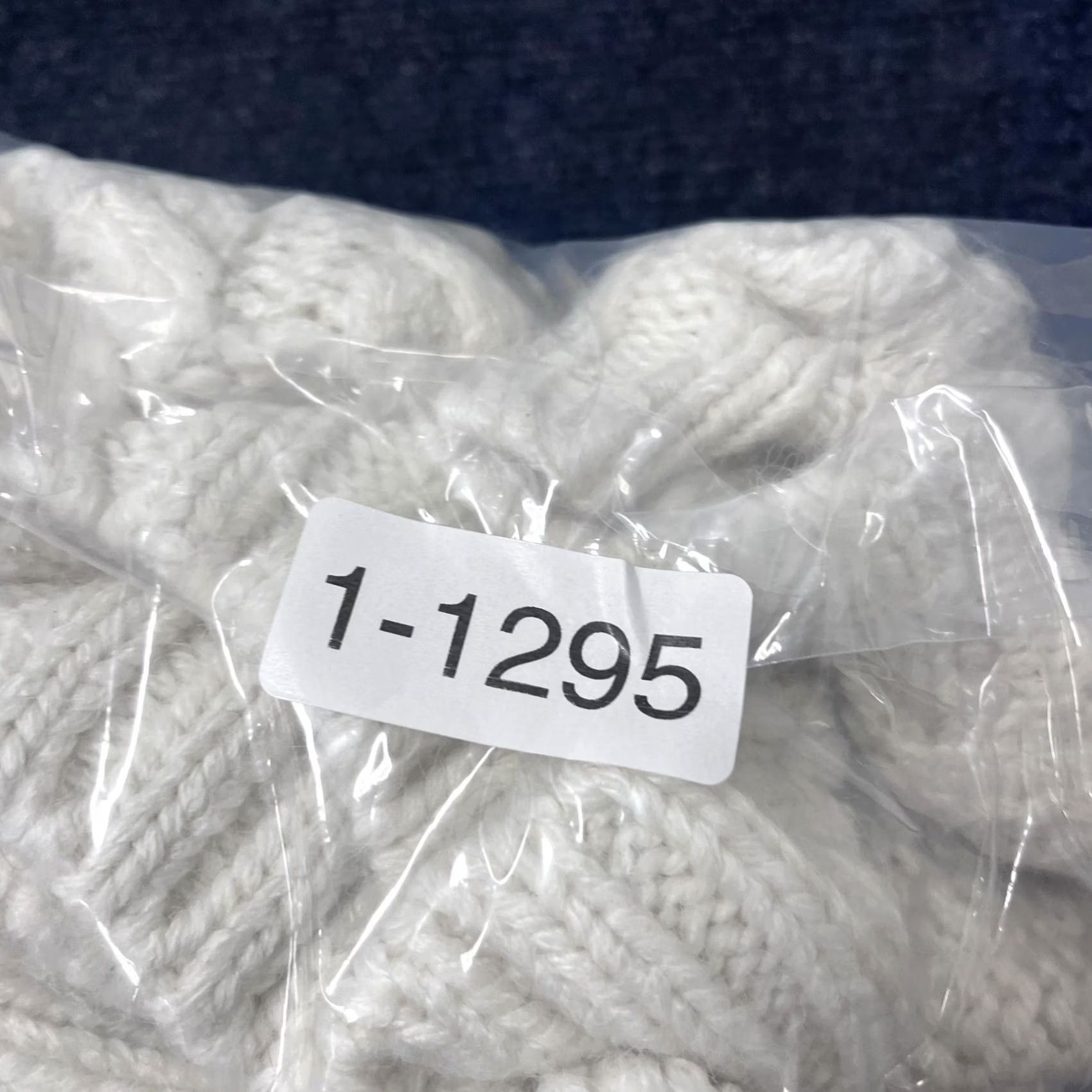 Vintage Aerie Sweater Womens Small Ivory Cable Knit Crewneck Pullover Size S / US 4 / IT 40 - 5 Thumbnail