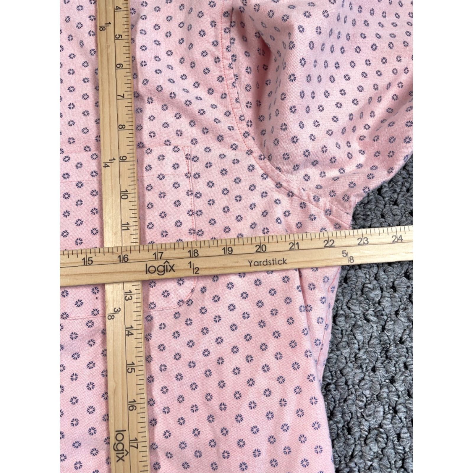 Abercrombie & Fitch Abercrombie & Fitch Geometric Pattern Shirt Large Pale Pink Long Sleeve Adult Size US L / EU 52-54 / 3 - 6 Thumbnail