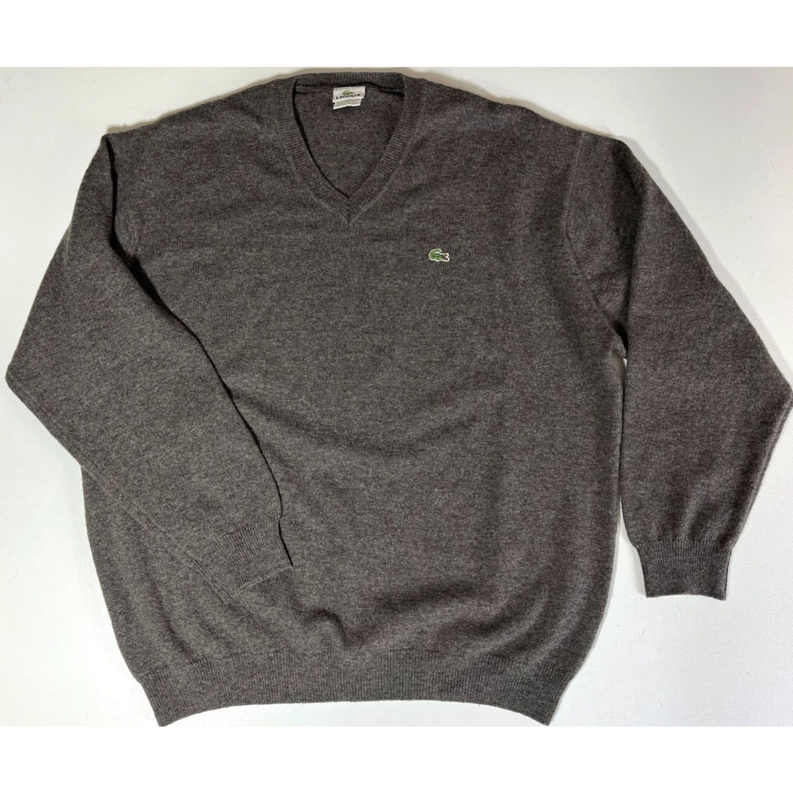 Lacoste VINTAGE Lacoste Men’s V-neck Sweater 2XL Gray Wool Pullover Casual Winter 90s Mens Size US XXL / EU 58 / 5 - 4 Thumbnail