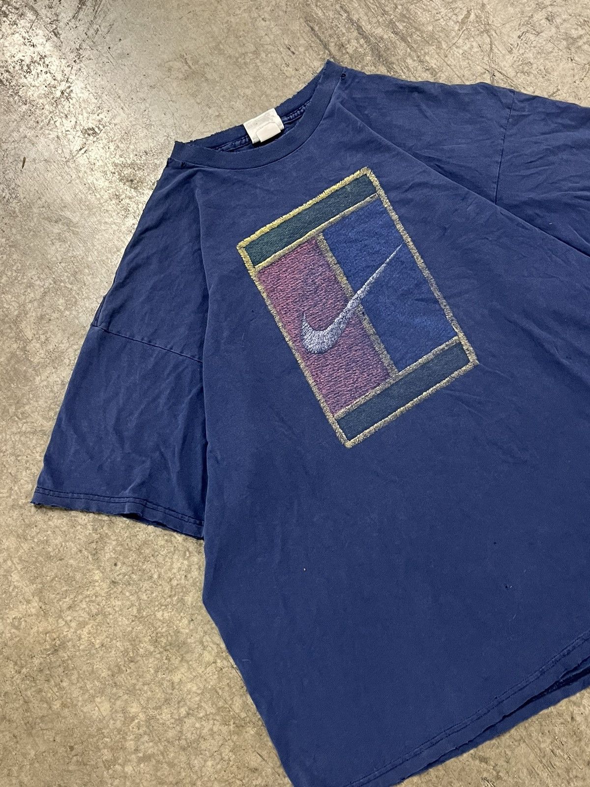 Nike × Vintage Nike court tennis vintage 90s faded tee shirt hype thrashed Size US XXL / EU 58 / 5 - 3 Thumbnail