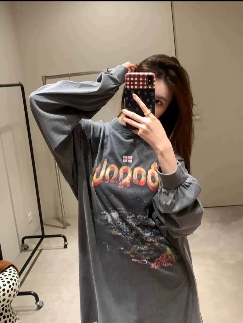 Balenciaga Balenciaga SS25 Georgia Nightscape Wash Long Sleeve 2504-Ne Size US XL / EU 56 / 4 - 6 Thumbnail