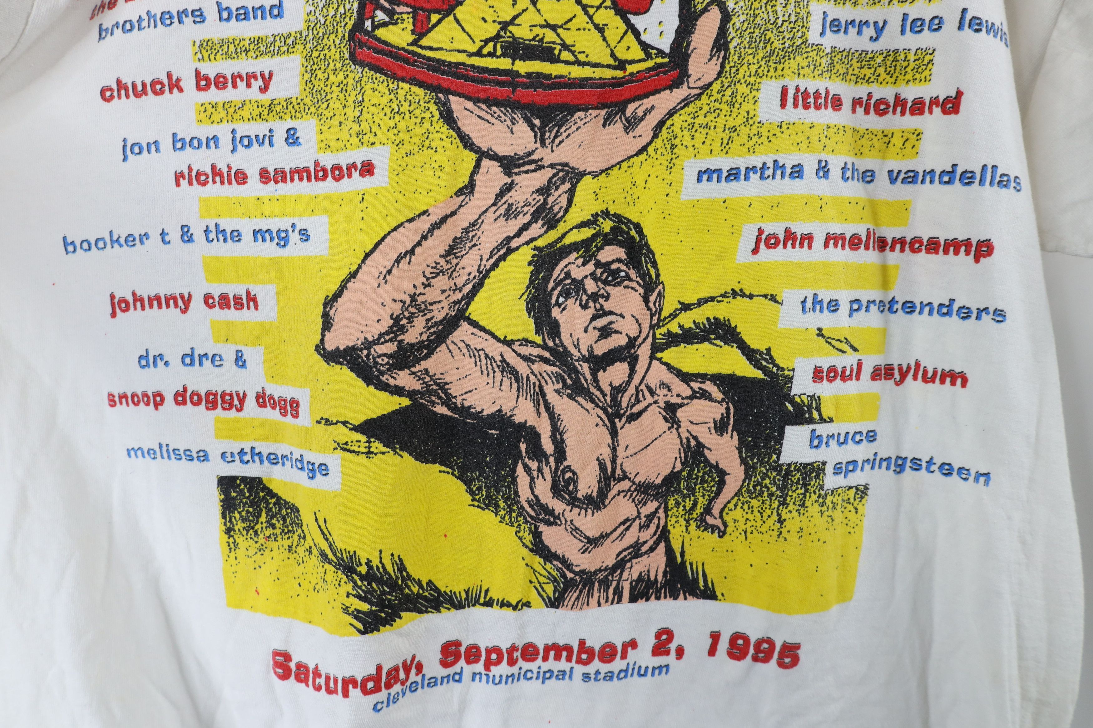 Vintage Vintage 90s Rock and Roll Hall of Fame Concert T-Shirt Size US XL / EU 56 / 4 - 9 Thumbnail