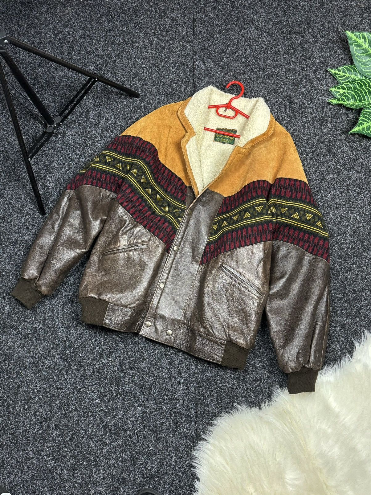Unique warm rare vintage bomber jacket of the 80s from Skin