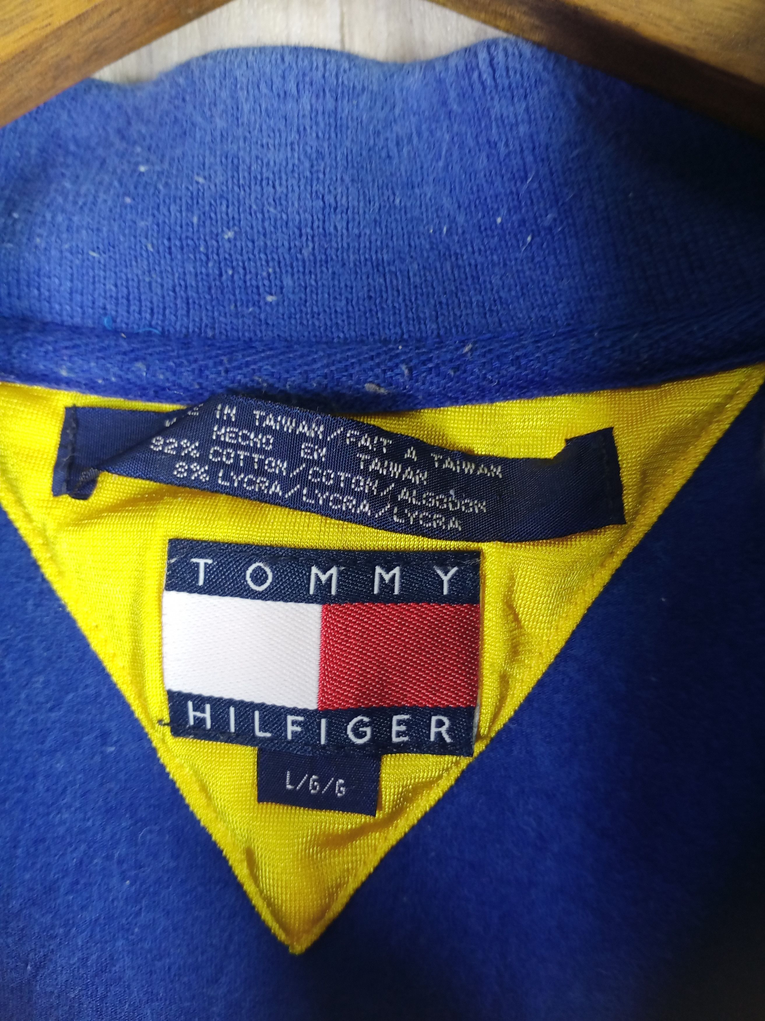 Tommy Hilfiger Rare Vintage 90s Tommy Hilfiger Cycling Gear Rcing Shirt Size US M / EU 48-50 / 2 - 7 Thumbnail