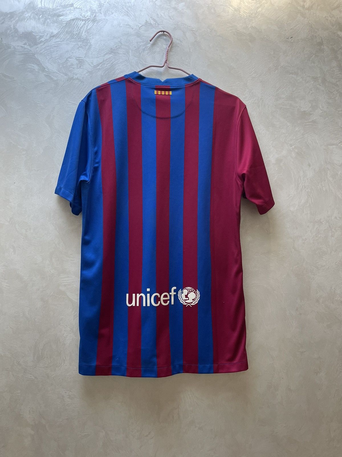 Nike Barcelona 2021 / 22 Home Football Shirt Jersey Mens Size US M / EU 48-50 / 2 - 5 Thumbnail