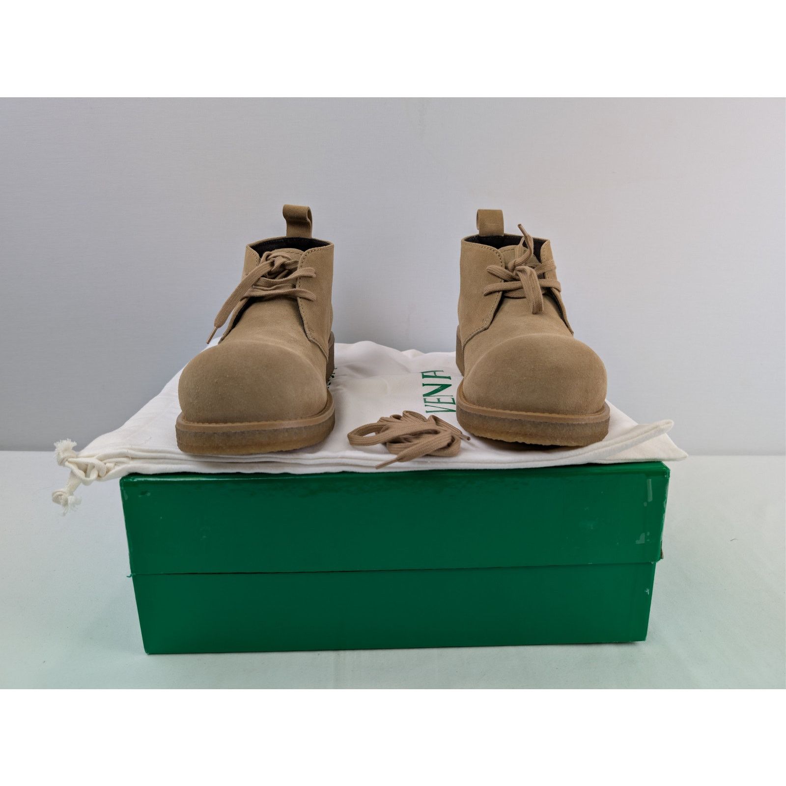 Bottega Veneta o1rshd1 Deep NuBuck Helium Ankle Boot in Camel Size US 10 / EU 43 - 15 Thumbnail