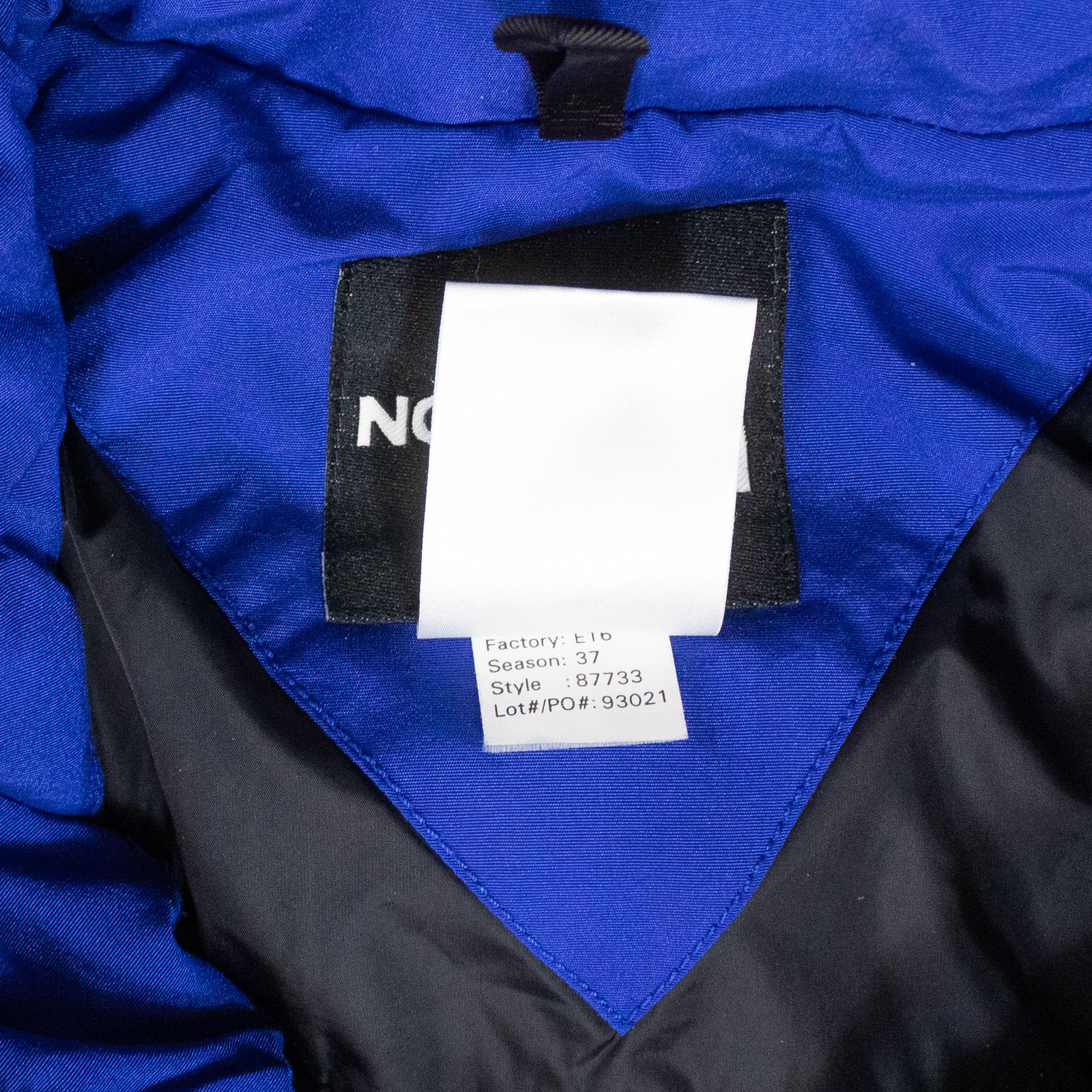 The North Face Vintage 1990's The North Face Extreme Light Blue Jacket Size US S / EU 44-46 / 1 - 13 Thumbnail
