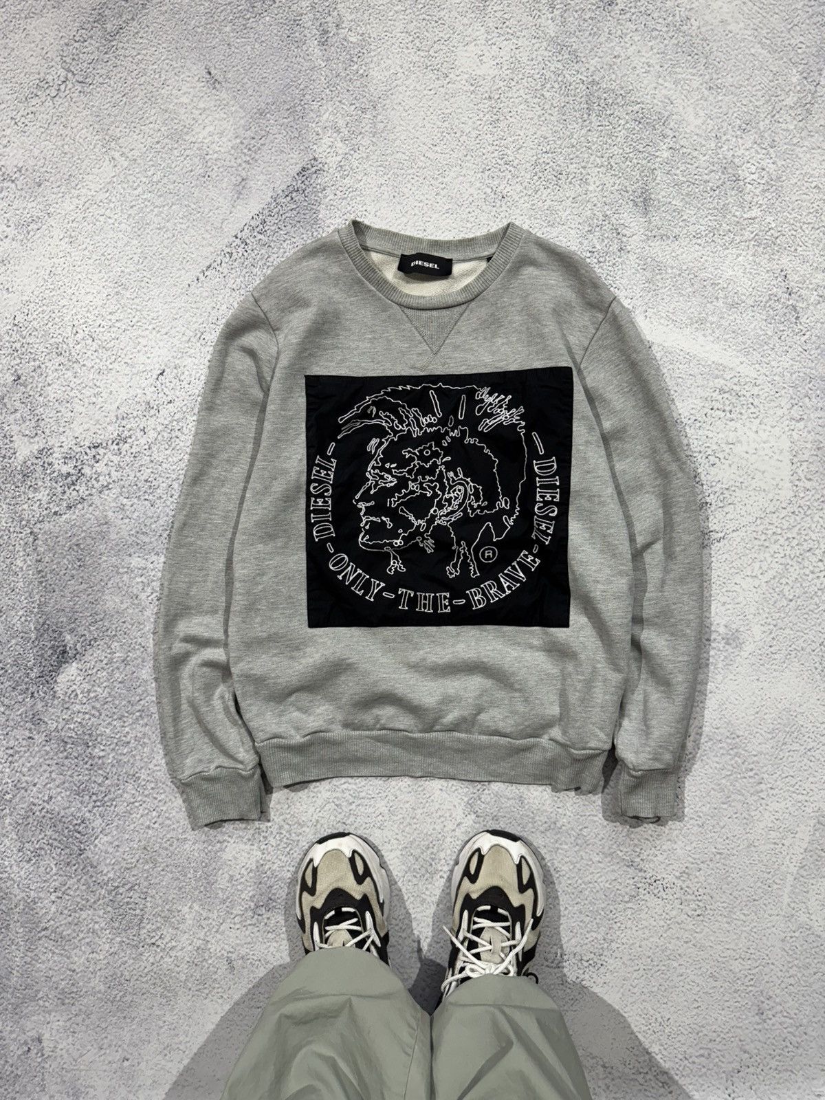 Diesel × Japanese Brand × Vintage Vintage Diesel sweatshirt Japanese brand Big Center logo S Size US S / EU 44-46 / 1 - 1 Thumbnail