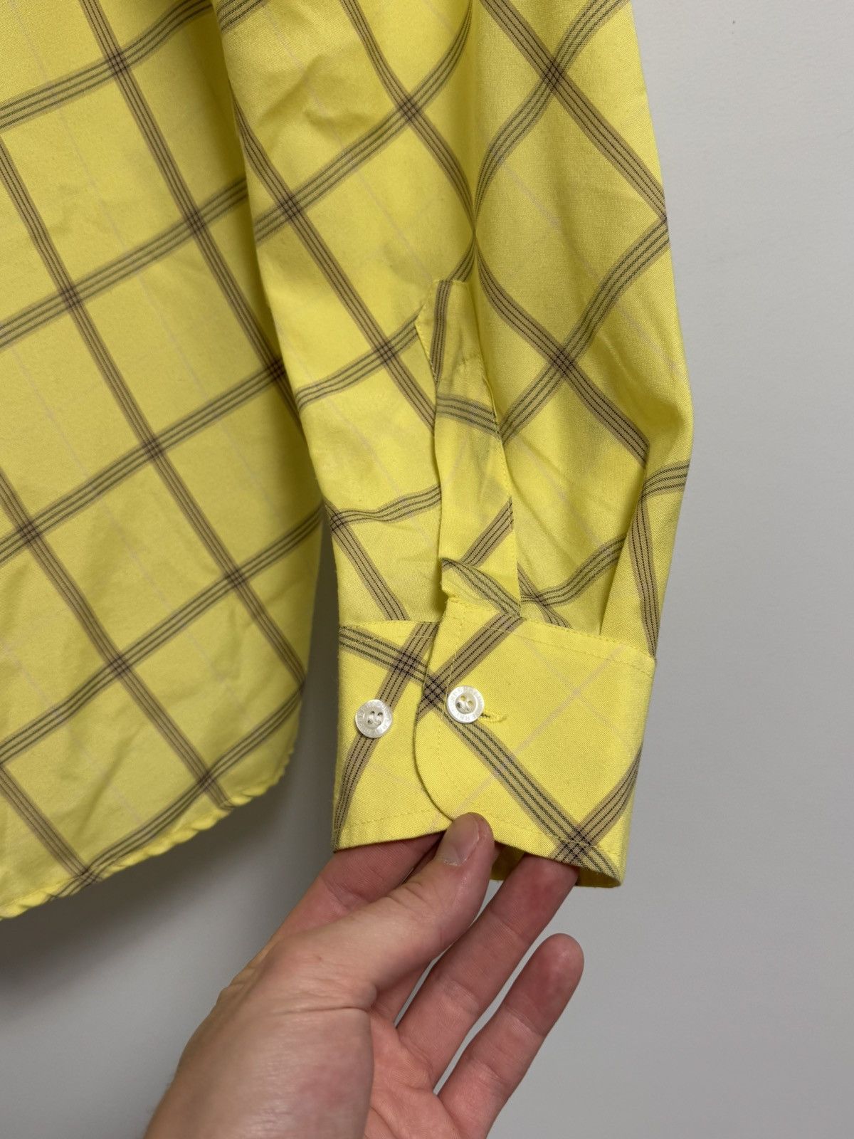Burberry Burberry Button Up T-Shirt yellov Luxury Size US XL / EU 56 / 4 - 14 Thumbnail