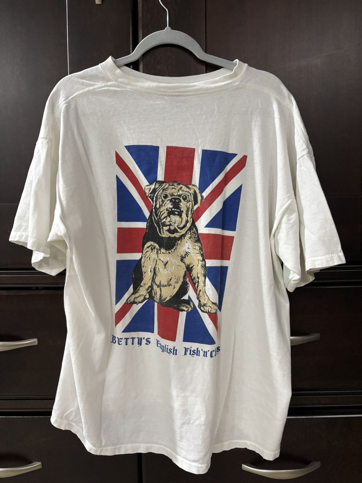 Vintage Vintage Betty’s Graphic T-Shirt Size US XL / EU 56 / 4 - 2 Thumbnail