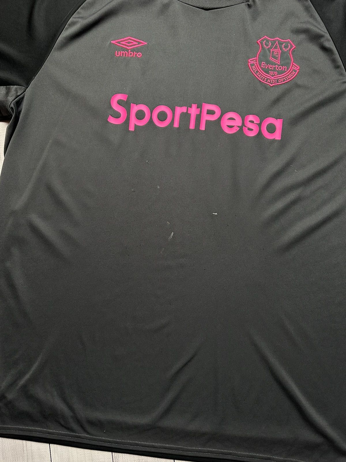 Vintage Vintage Everton soccer jersey size XxL black Size US XXL / EU 58 / 5 - 6 Thumbnail