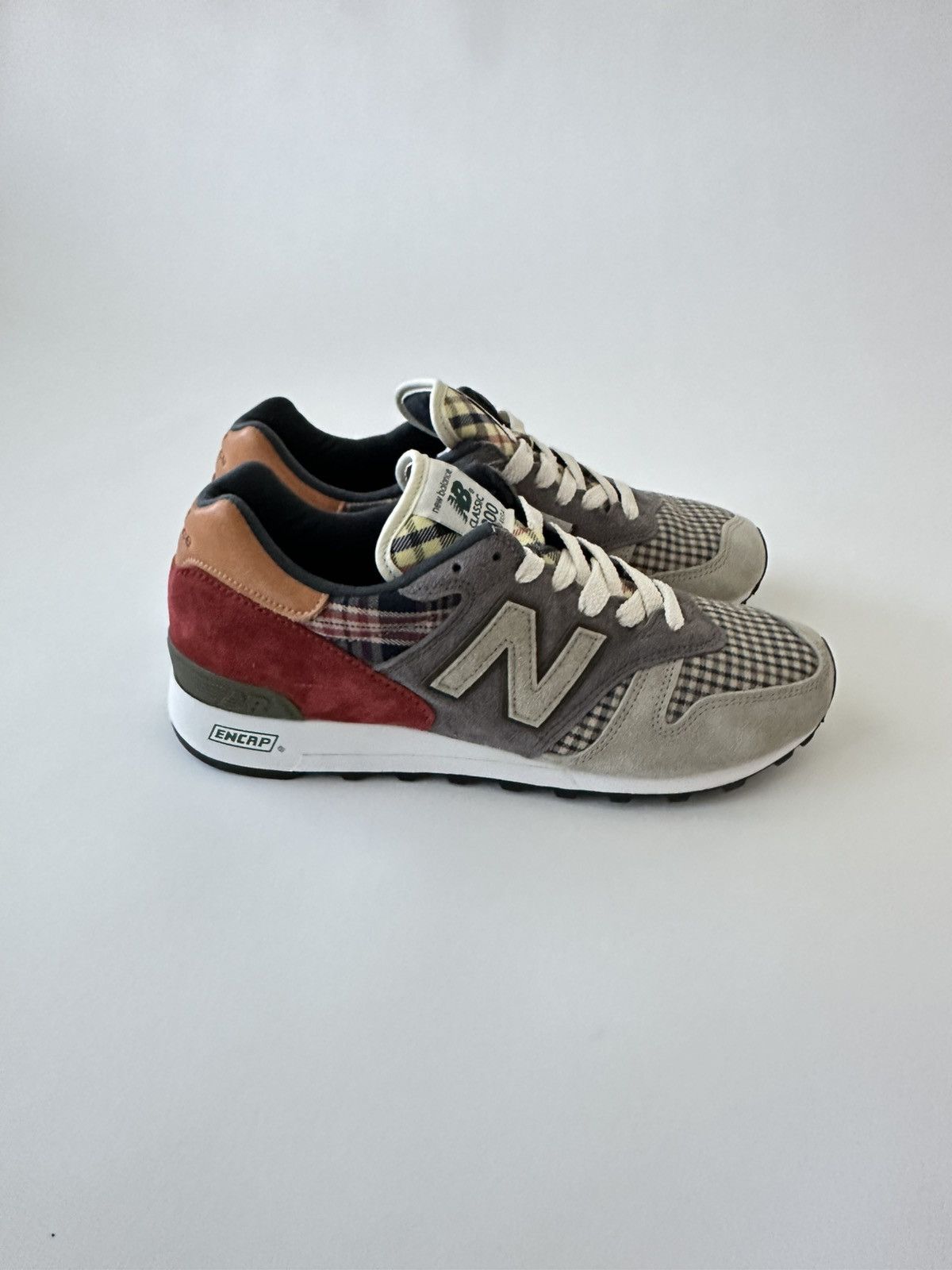 New Balance New Balance 1300 - Plaid Pack Size US 9.5 / EU 42-43 - 3 Thumbnail