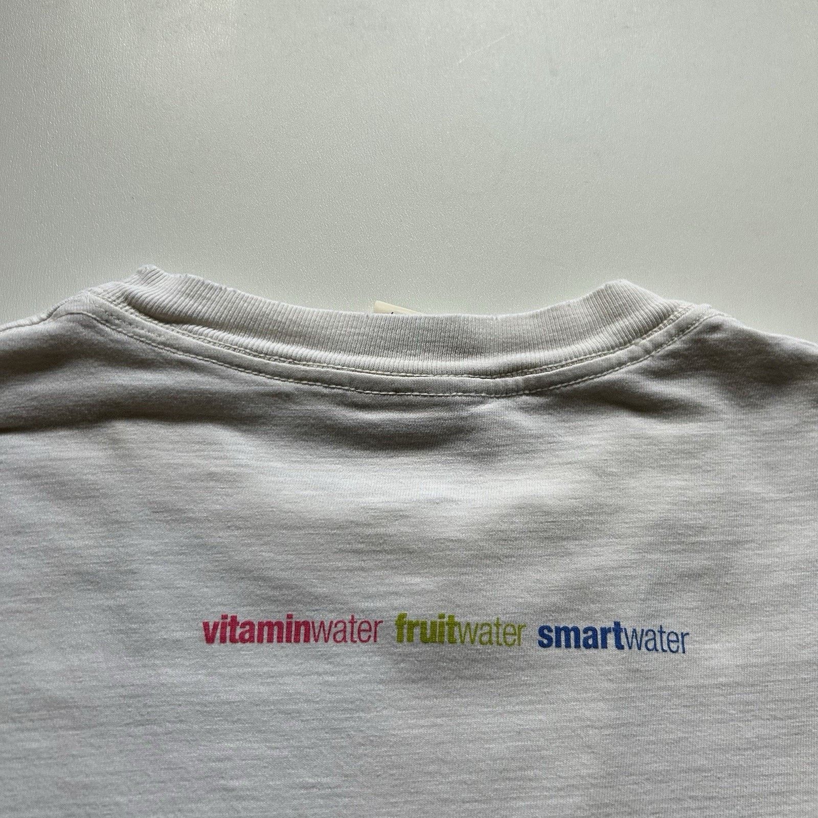 Gildan Vintage Y2K Glaceau Vitamin Water Promo T Shirt 2XL White Size US XXL / EU 58 / 5 - 4 Thumbnail