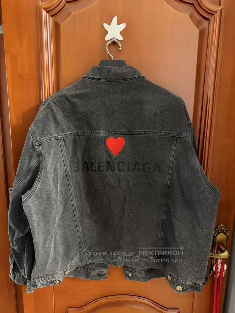 Balenciaga Balenciaga Back Heart Embroidered Logo Denim Jacket Size US M / EU 48-50 / 2 - 2 Thumbnail