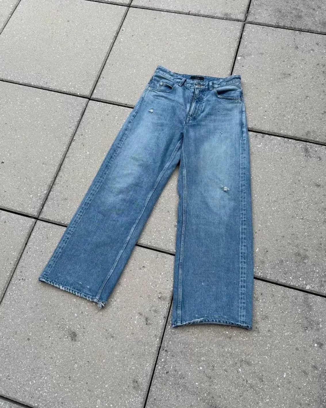 Vuja De VUJADE STEVE DISTRESSED SELVEDGE JEANS IN DENIM | Grailed