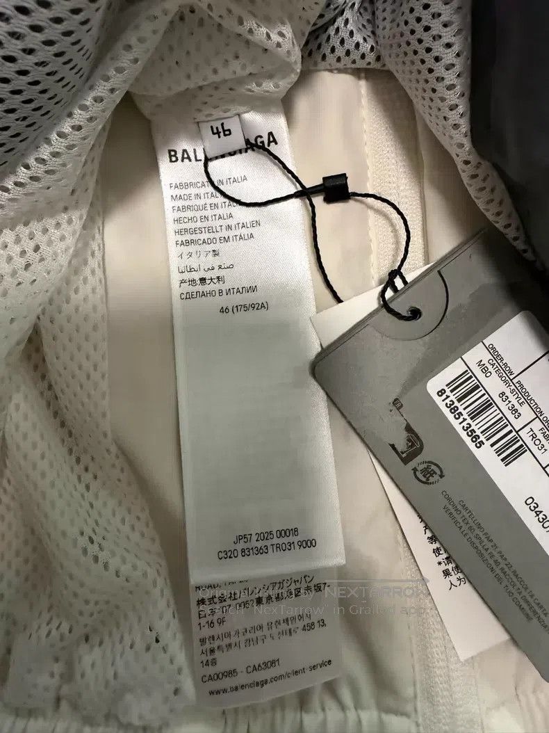 Balenciaga Balenciaga White and Grey Stretch Tech Fabric Sport Blende Size US S / EU 44-46 / 1 - 3 Thumbnail