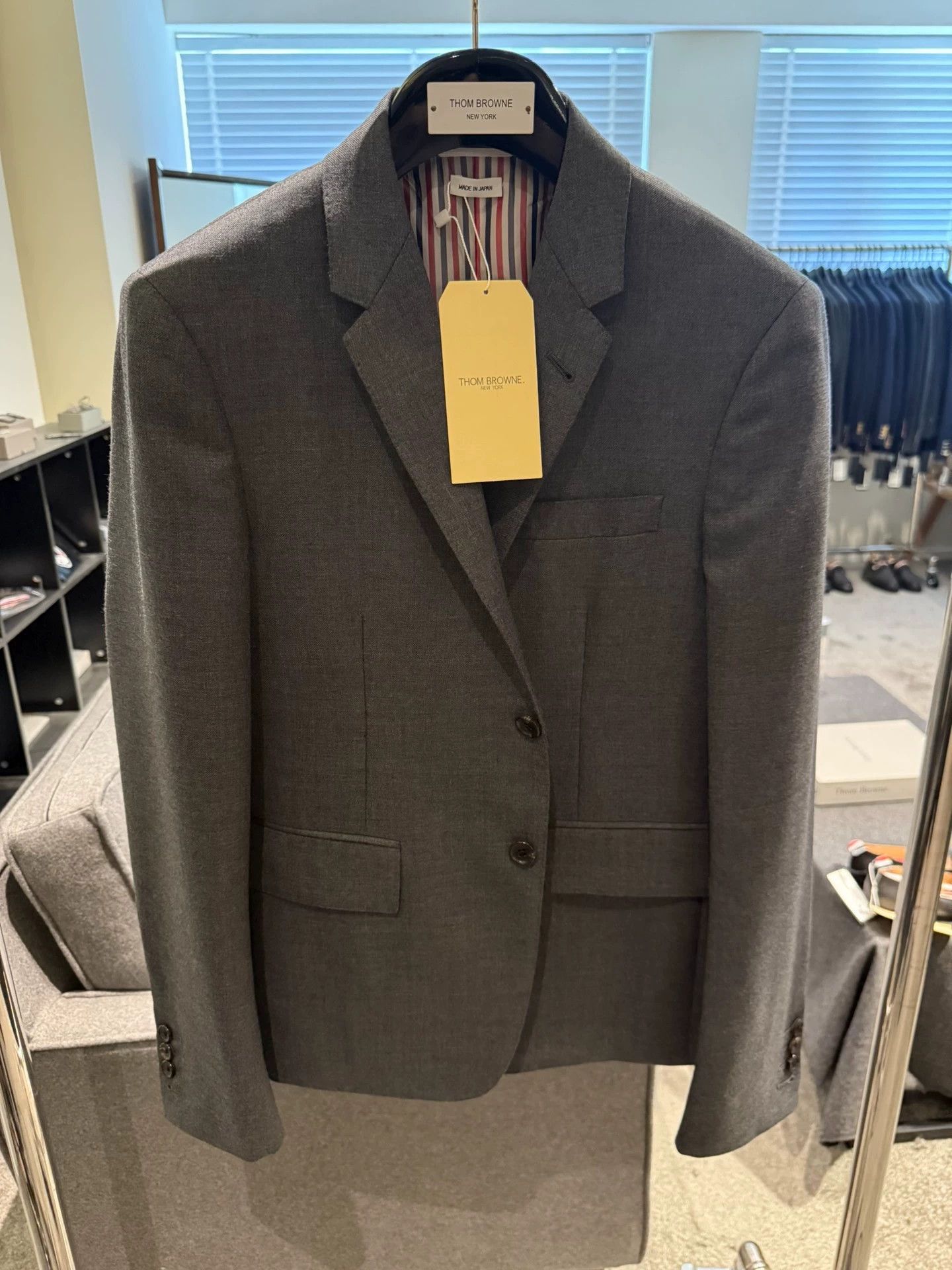 Thom Browne Thom Browne Rare Charcoal 3-Color Back Stripe Slim Suit Size US L / EU 52-54 / 3 - 1 Thumbnail