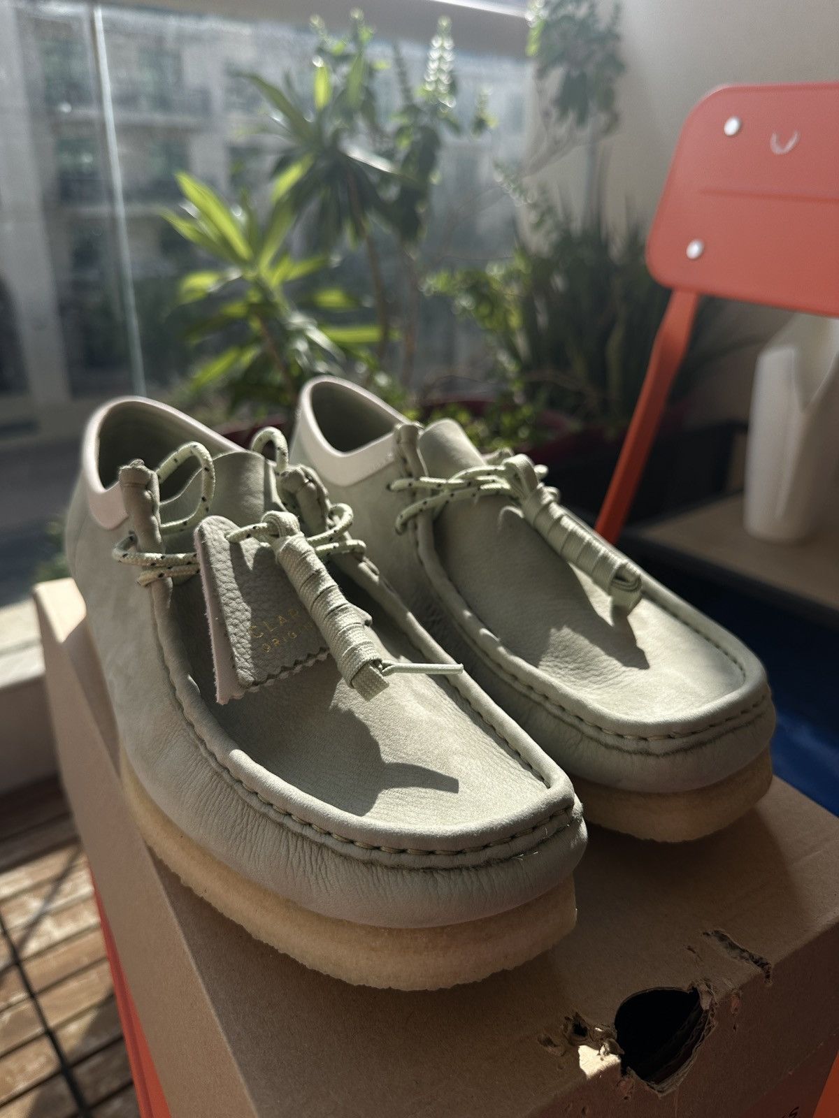 Clarks Clarks Wallabee Mint Color 44/11US Size US 11 / EU 44 - 3 Thumbnail