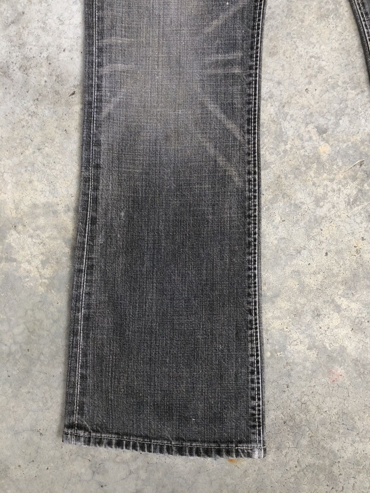 If Six Was Nine Japanese Wrangler Flared Jeans Distressed Size US 33 - 6 Thumbnail