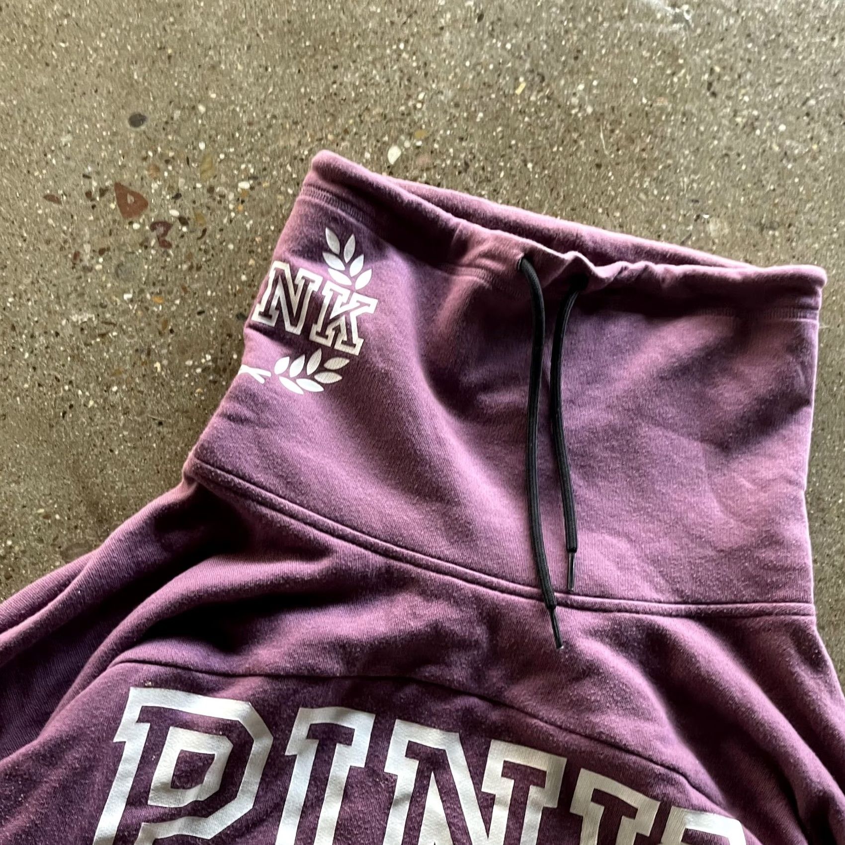 Pinko VINTAGE Victoria's Secret PINK Sweatshirt Womens Medium Purple Funnel Neck Fleece Logo Size M / US 6-8 / IT 42-44 - 3 Thumbnail