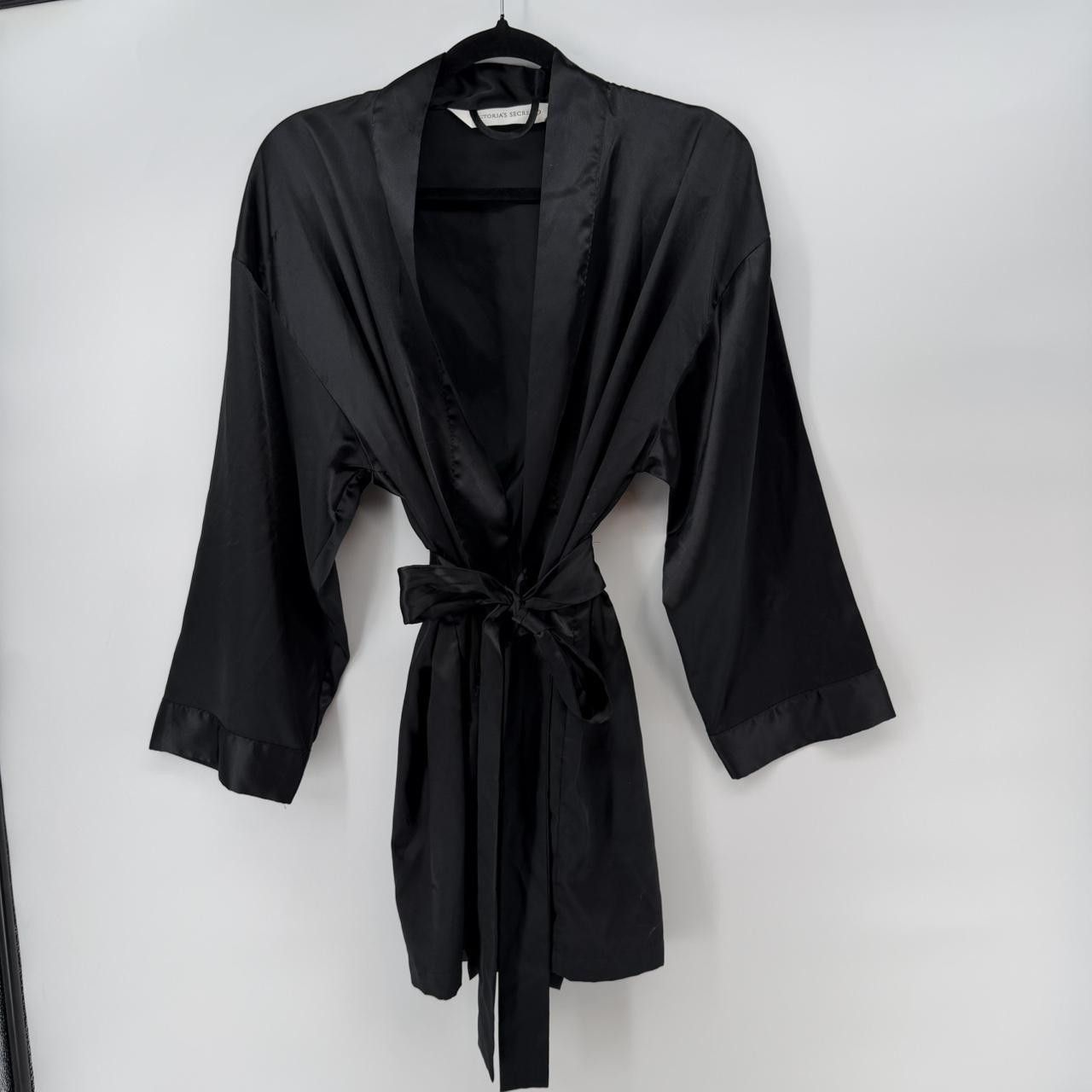 Victoria's Secret Victoria's Secret satin belted robe black one size short Size ONE SIZE - 1 Thumbnail
