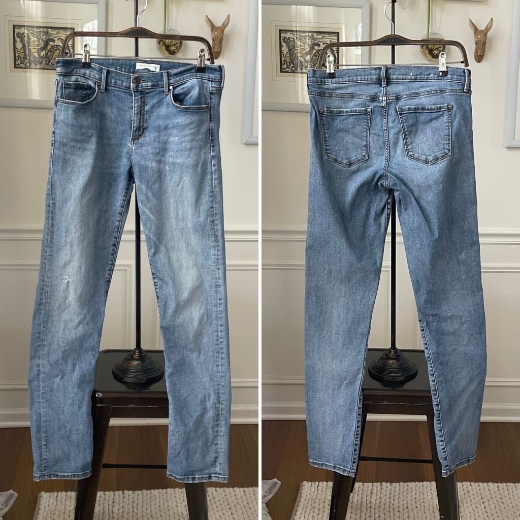 Banana Republic Banana Republic Straight Leg Jeans Lightly Distressed 30 Lon Size 30" / US 8 / IT 44 - 1 Thumbnail